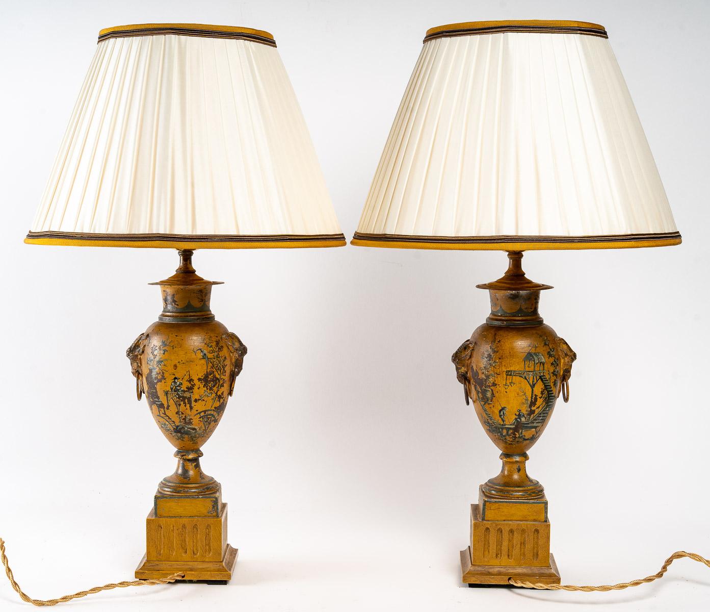 English Pair of Lamps in Painted Sheet Metal, 19th Century For Sale