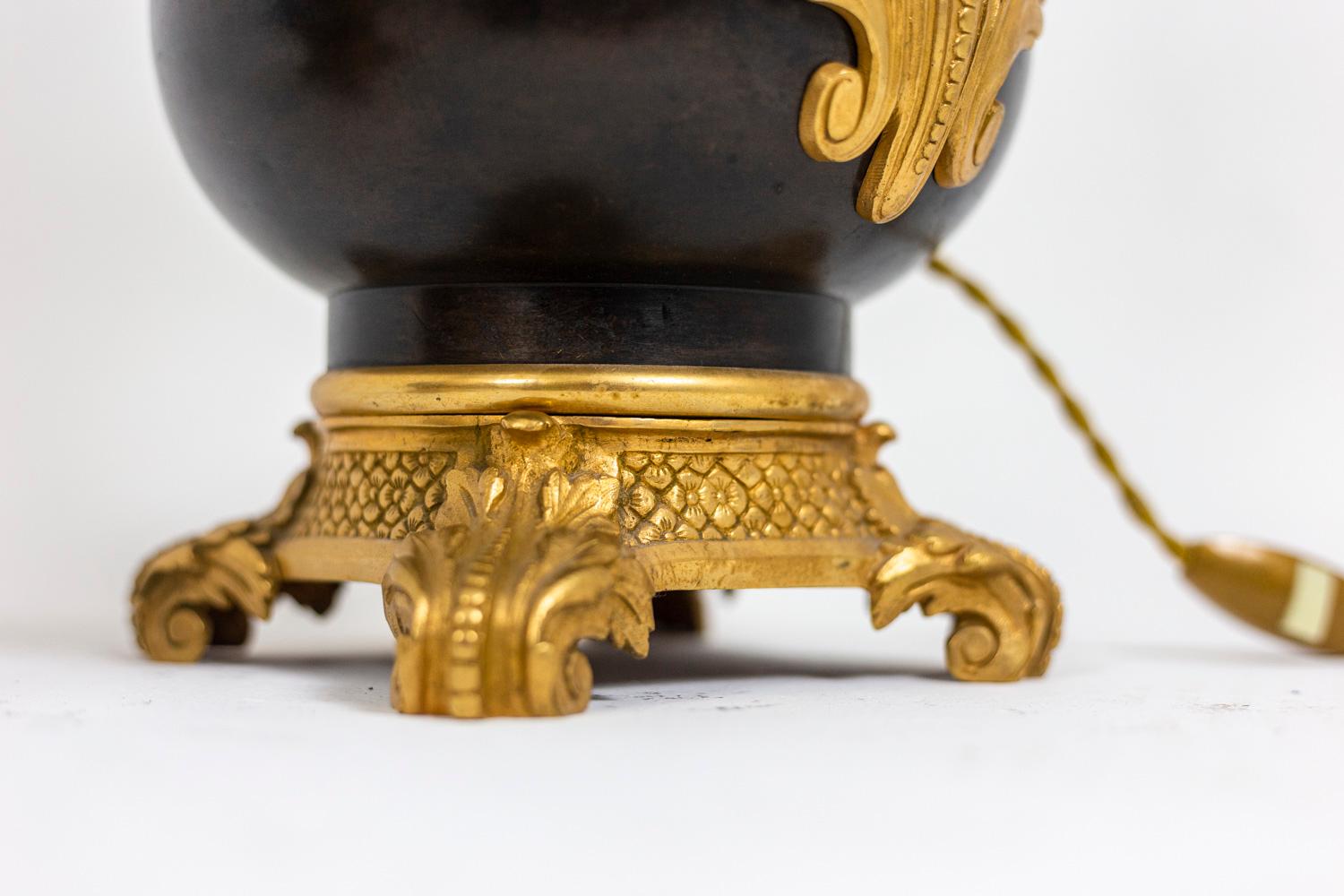 Napoléon III Paire de lampes en plaqué et bronze doré, vers 1880 en vente