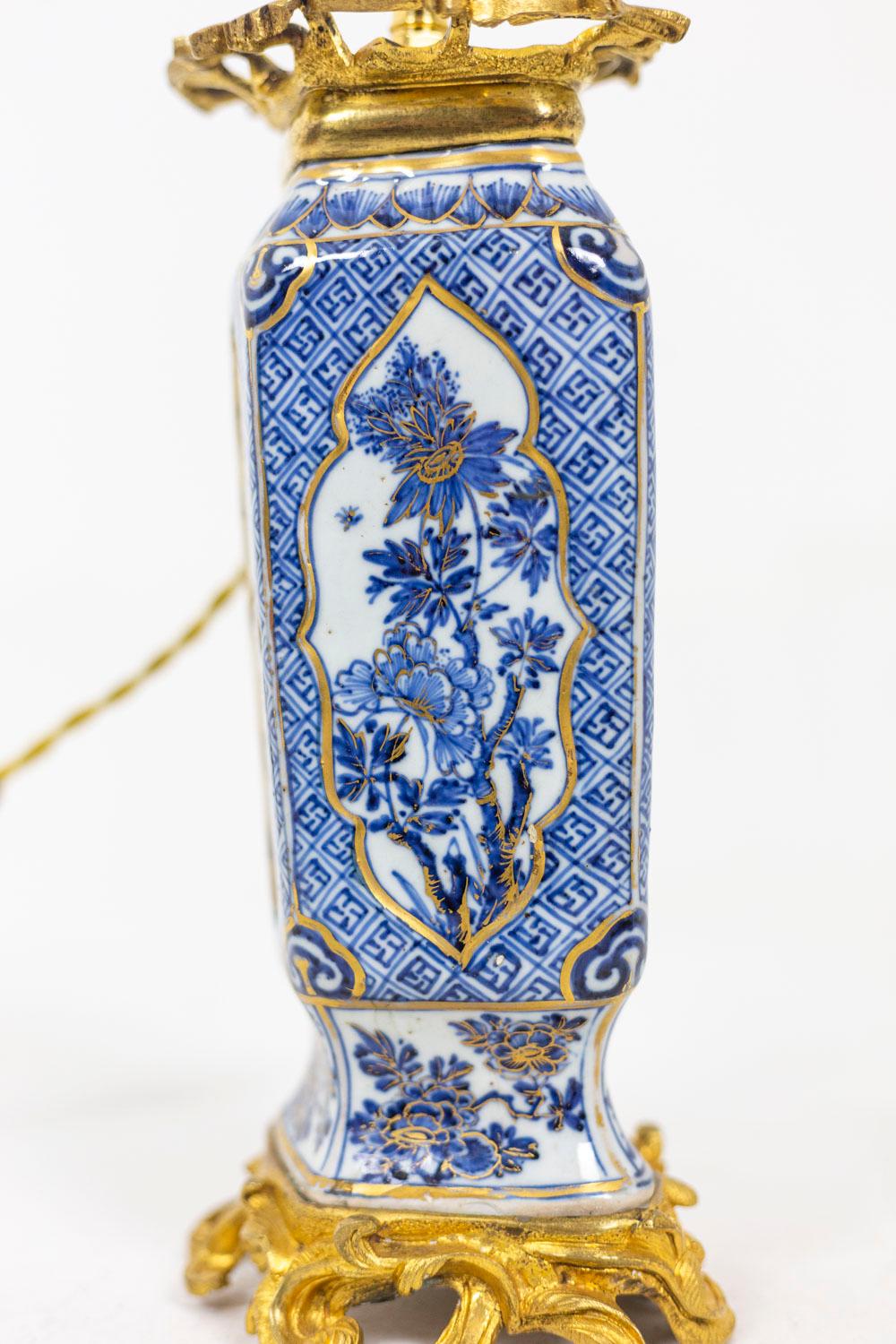 Pair of Lamps in Porcelain Blue White and Gilt Bronze, circa 1880 4