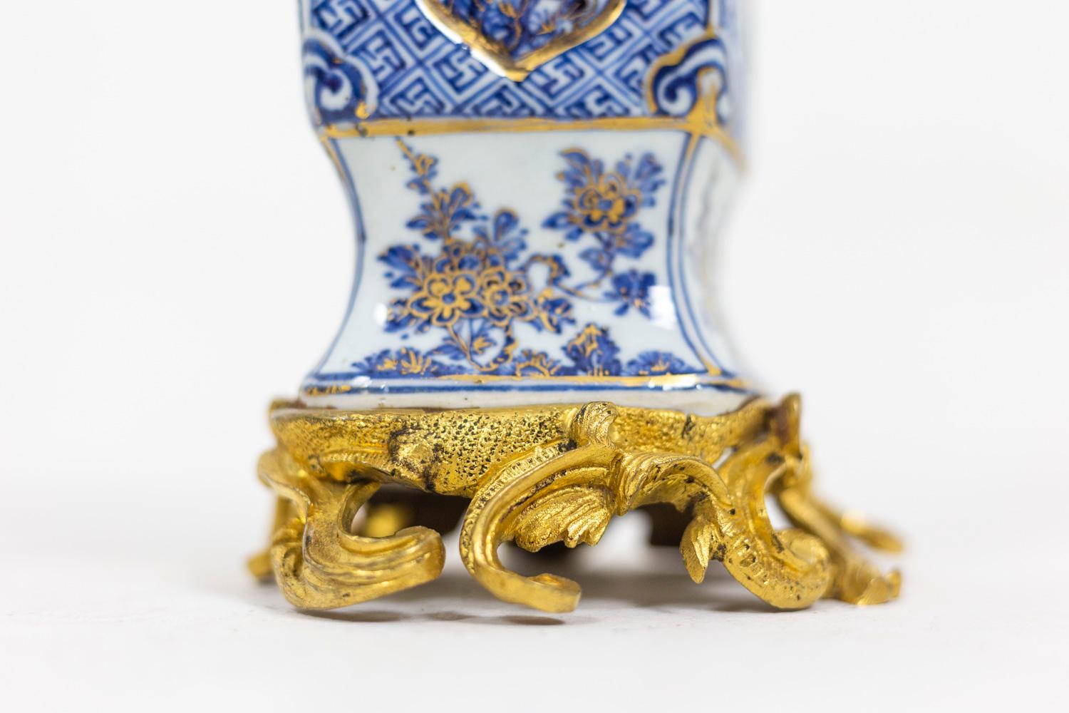 Pair of Lamps in Porcelain Blue White and Gilt Bronze, circa 1880 8