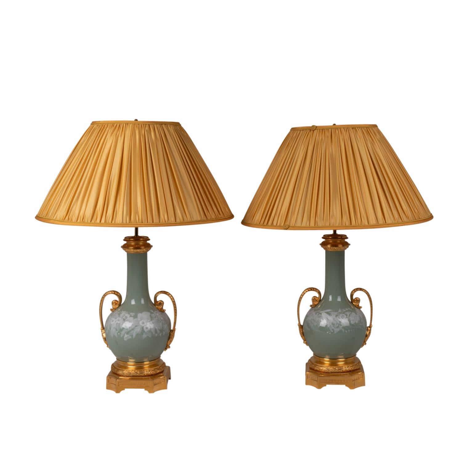 French Pair of Lamps in Porcelain Celadon and Bronze, circa 1880 For Sale