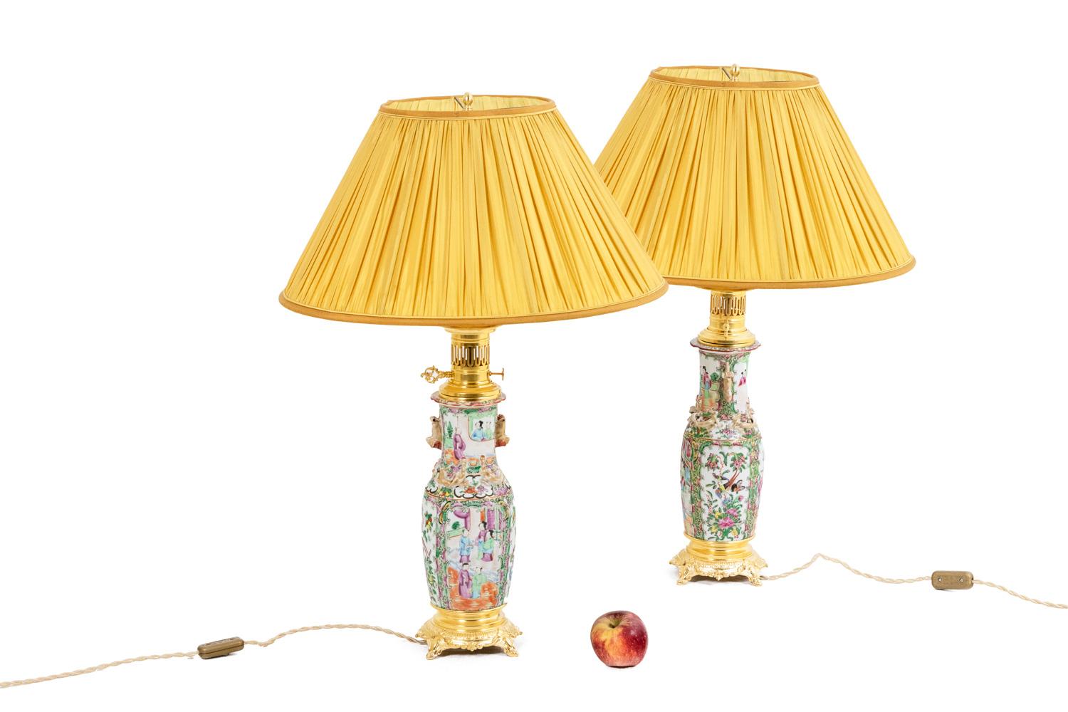 Pair of Lamps in Porcelain of Canton and Bronze, circa 1880 For Sale 8