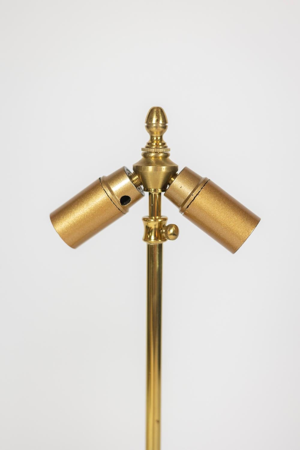 Paar Lampen aus Pariser Porzellan und vergoldeter Bronze. Circa 1850. im Angebot 1