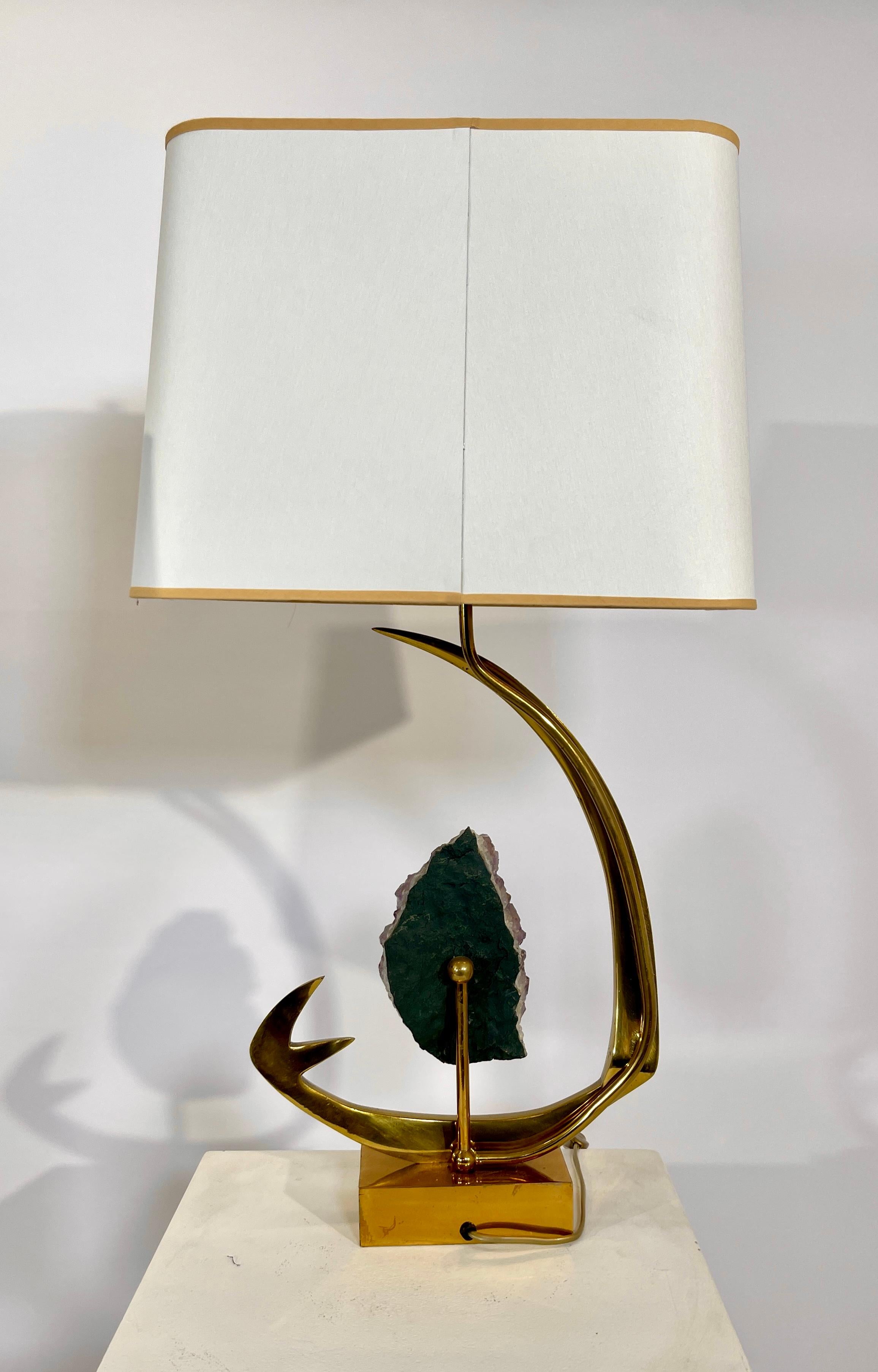 Pair of Lamps in Sculptural Brass and Amethyst by Willy Daro In Excellent Condition For Sale In Brussels, BE