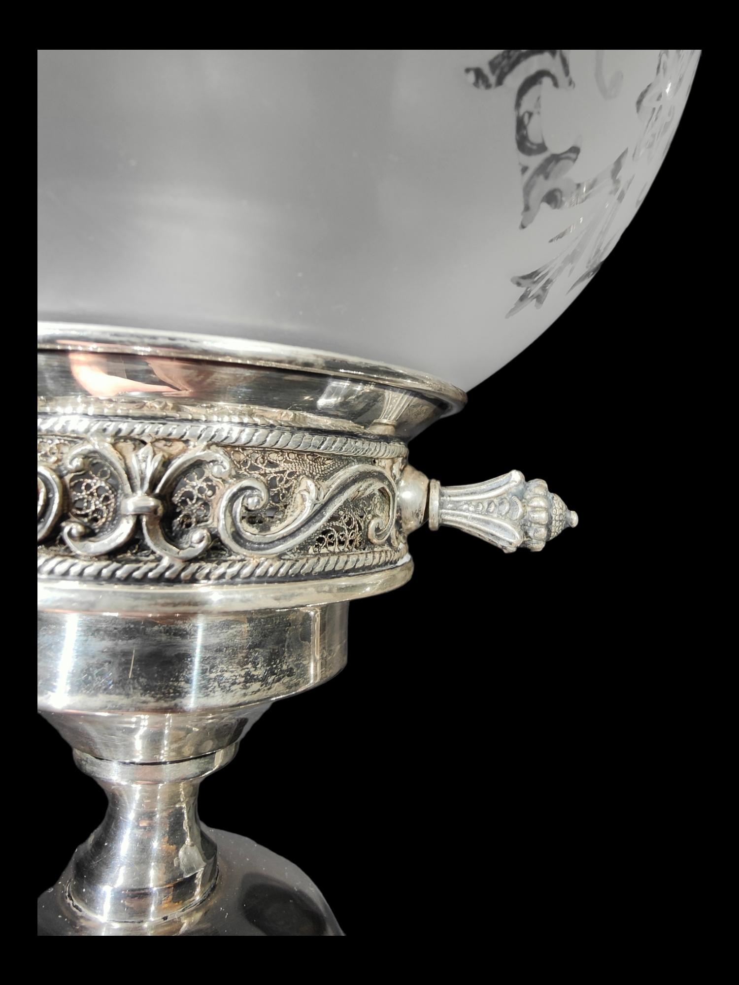 Pair of Lamps in Sterling Silver with Filigree For Sale 5