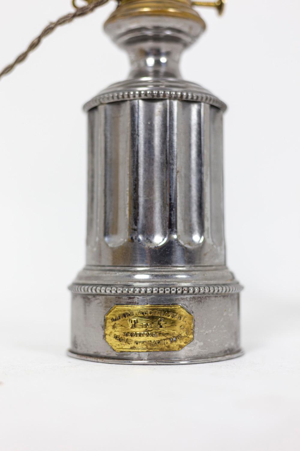 Européen Paire de lampes en étain, datant d'environ 1880 en vente