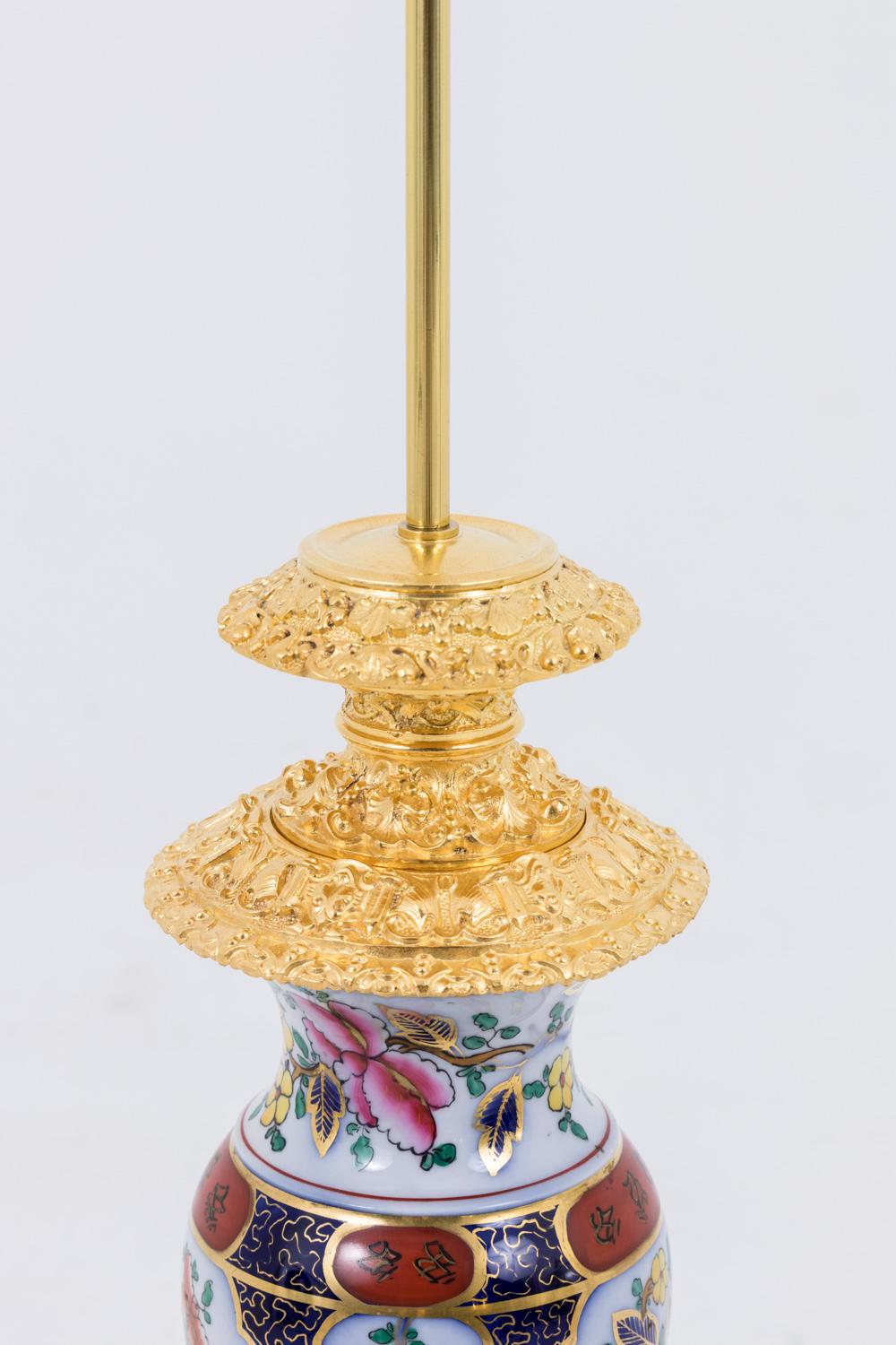 Pair of Lamps in Valentine Porcelain and Gilt Bronze, circa 1880 For Sale 4