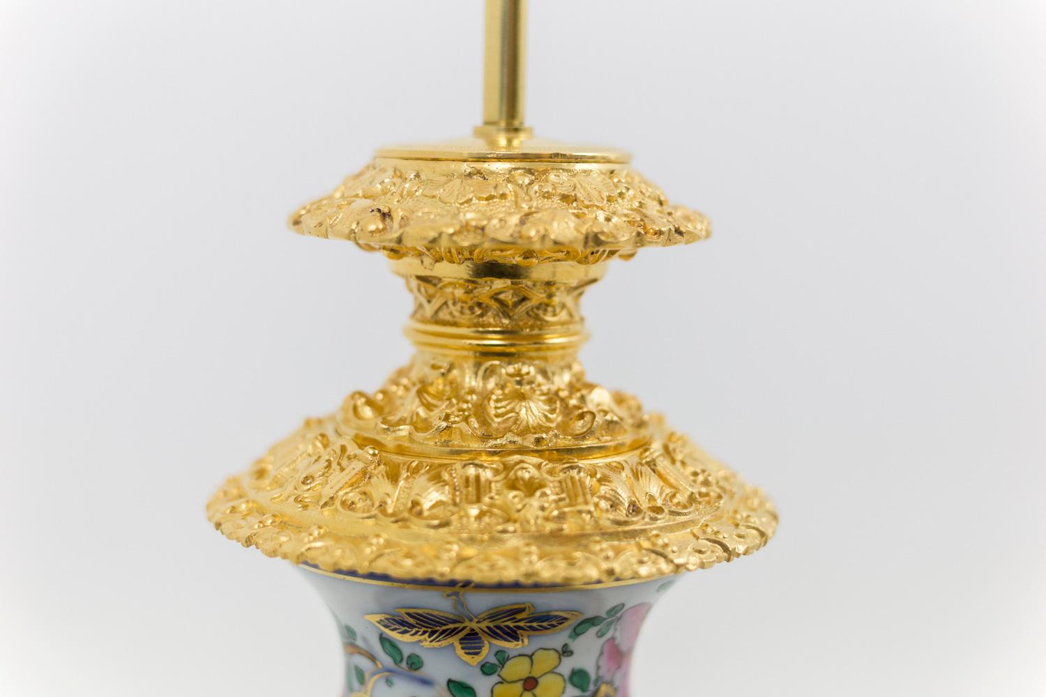 Pair of Lamps in Valentine Porcelain and Gilt Bronze, circa 1880 For Sale 5