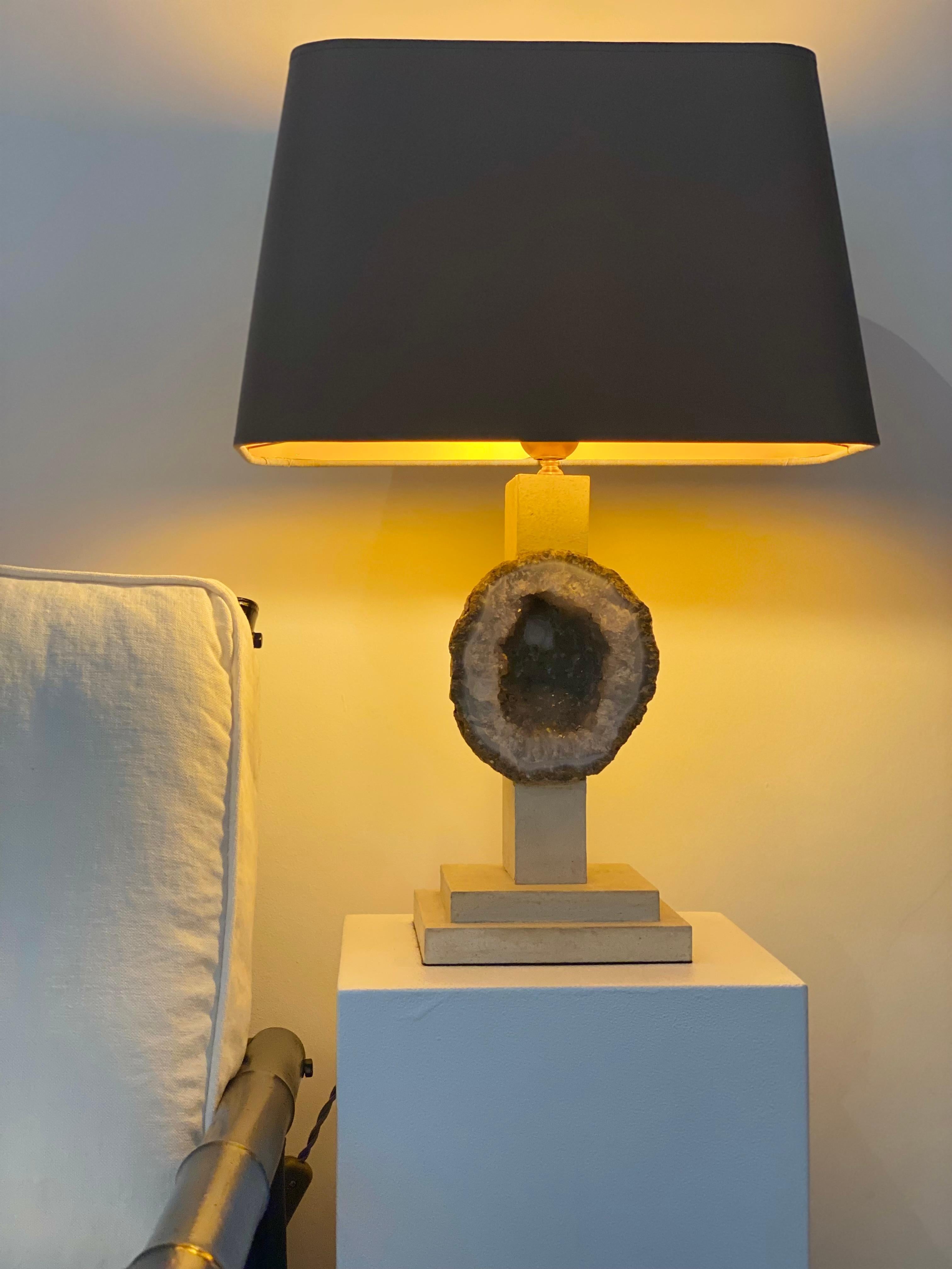 Pair of Lamps with Quartz stone For Sale 6