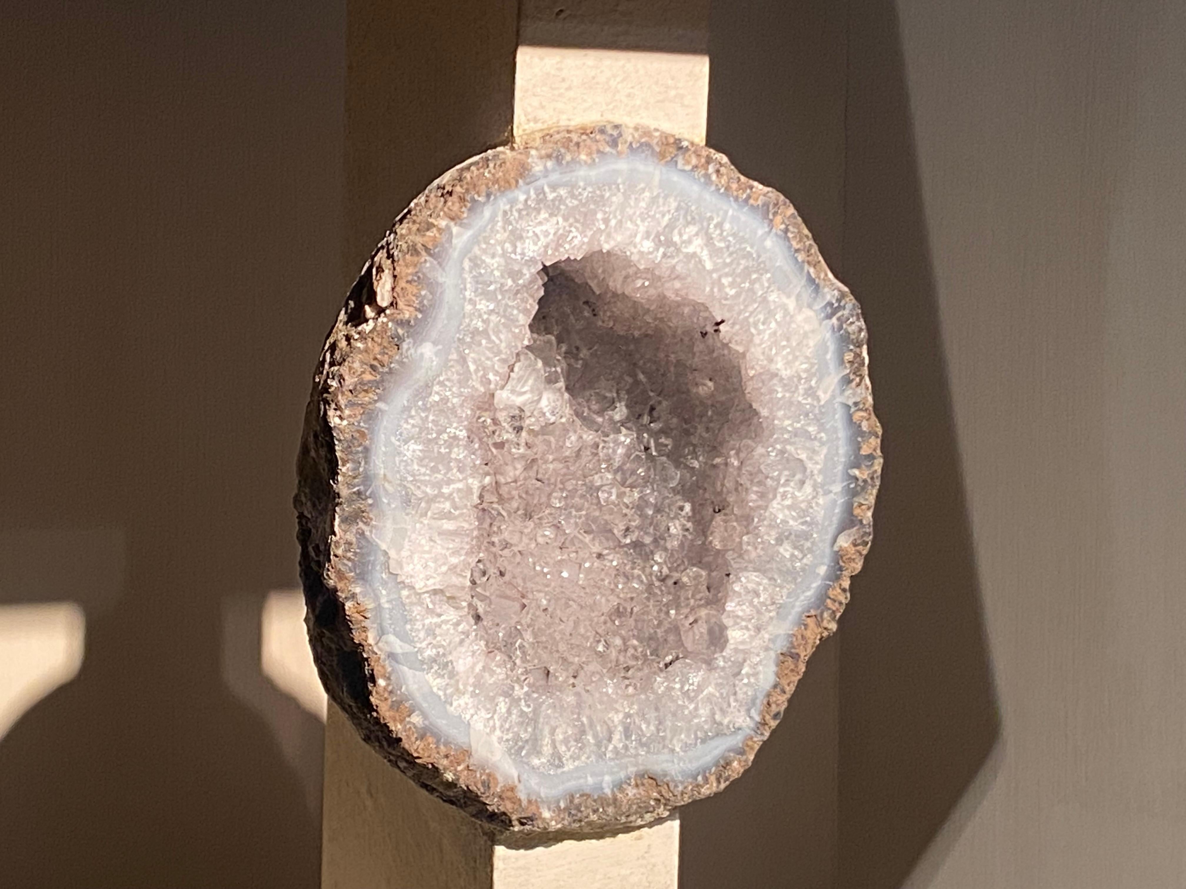 Pair of Lamps with Quartz stone For Sale 3