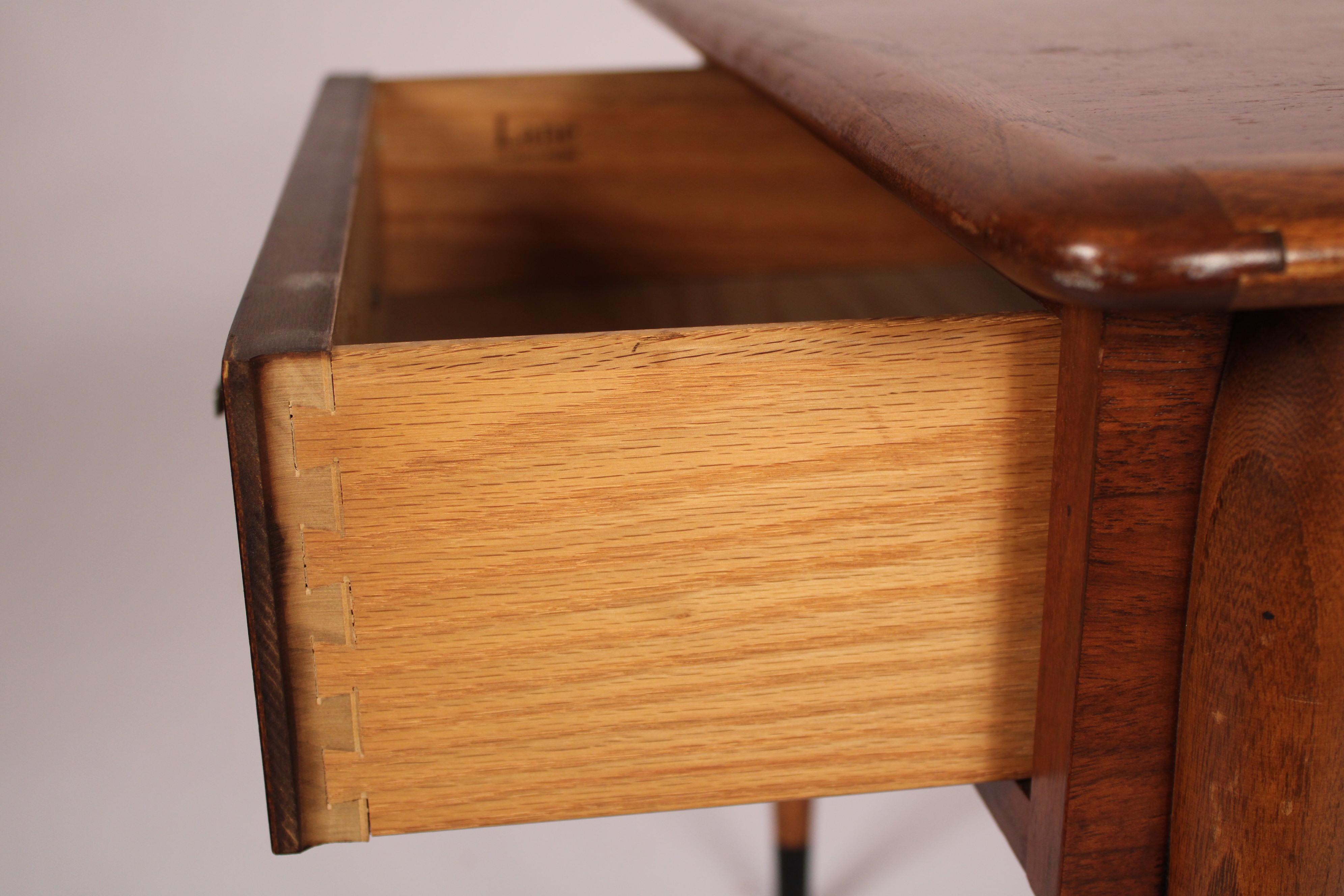 Pair of Lane Mid Century Modern Walnut End Tables For Sale 2