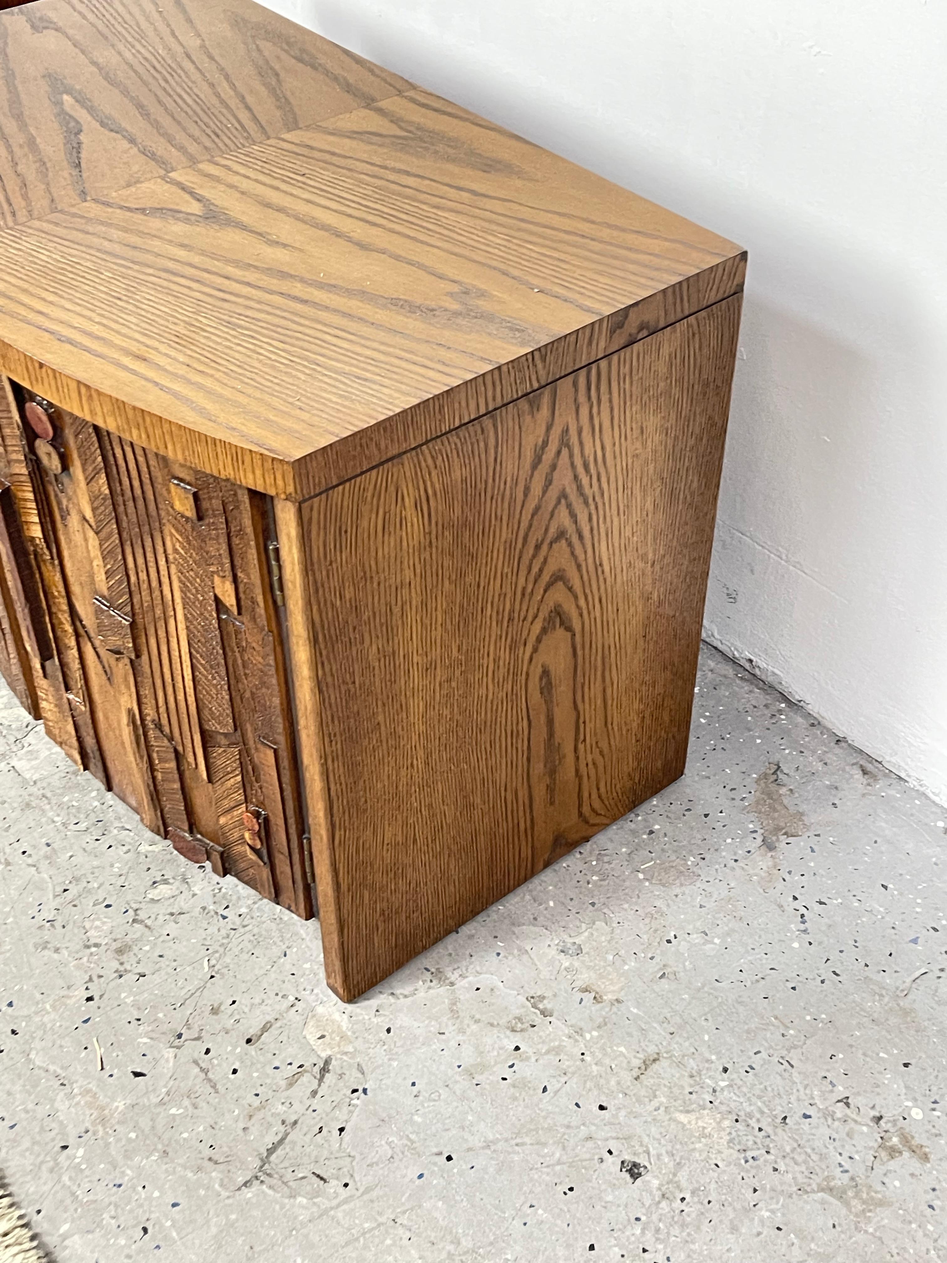 Late 20th Century Pair of Lane Pueblo Brutalist Mid-Century Modern Oak Nightstands / End Tables