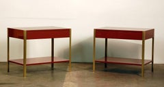 Paar 'Laque' Nachttische aus ochsenblutfarbenem Lack und Messing von Design Frères