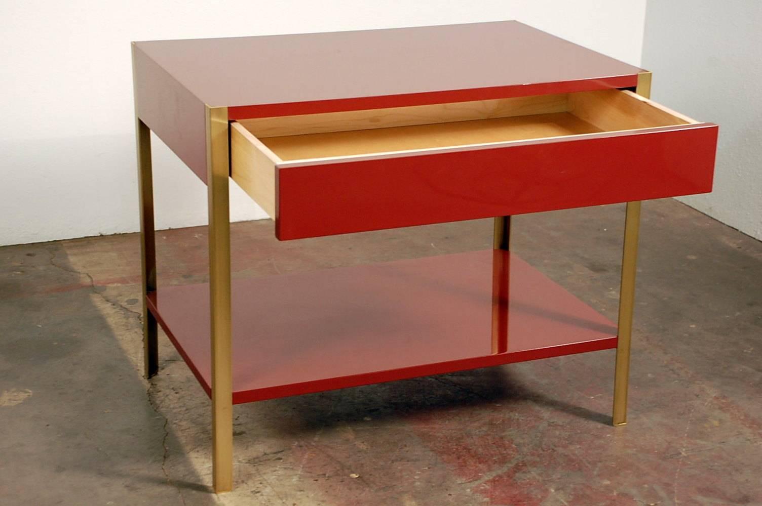 Pair of 'Laque' Oxblood Lacquer and Brass Nightstands by Design Frères For Sale 2