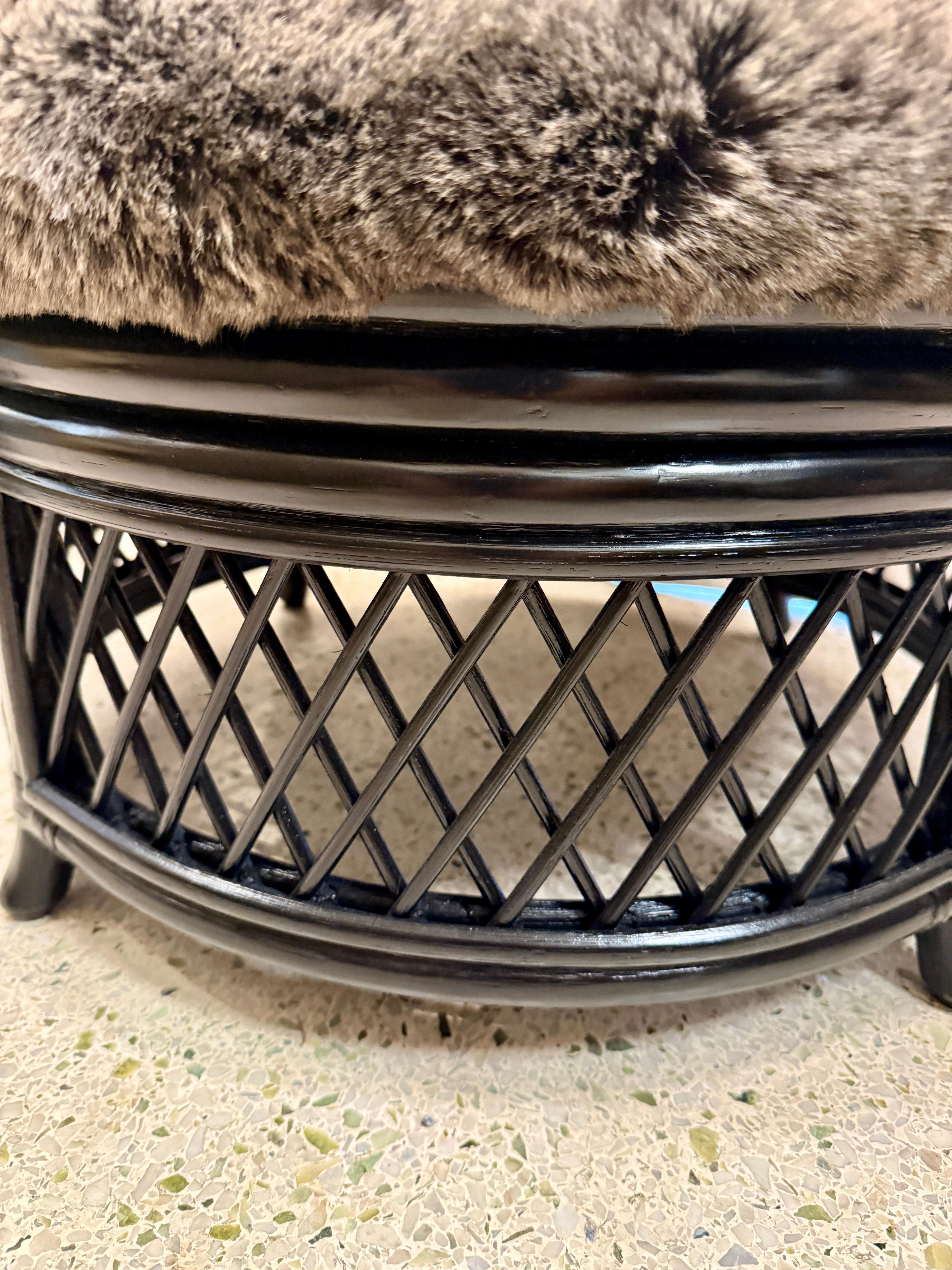 Pair of Laquered Bamboo Ottomans-Poufs w/ Faux Fur Seats, Pair In Good Condition For Sale In North Miami, FL