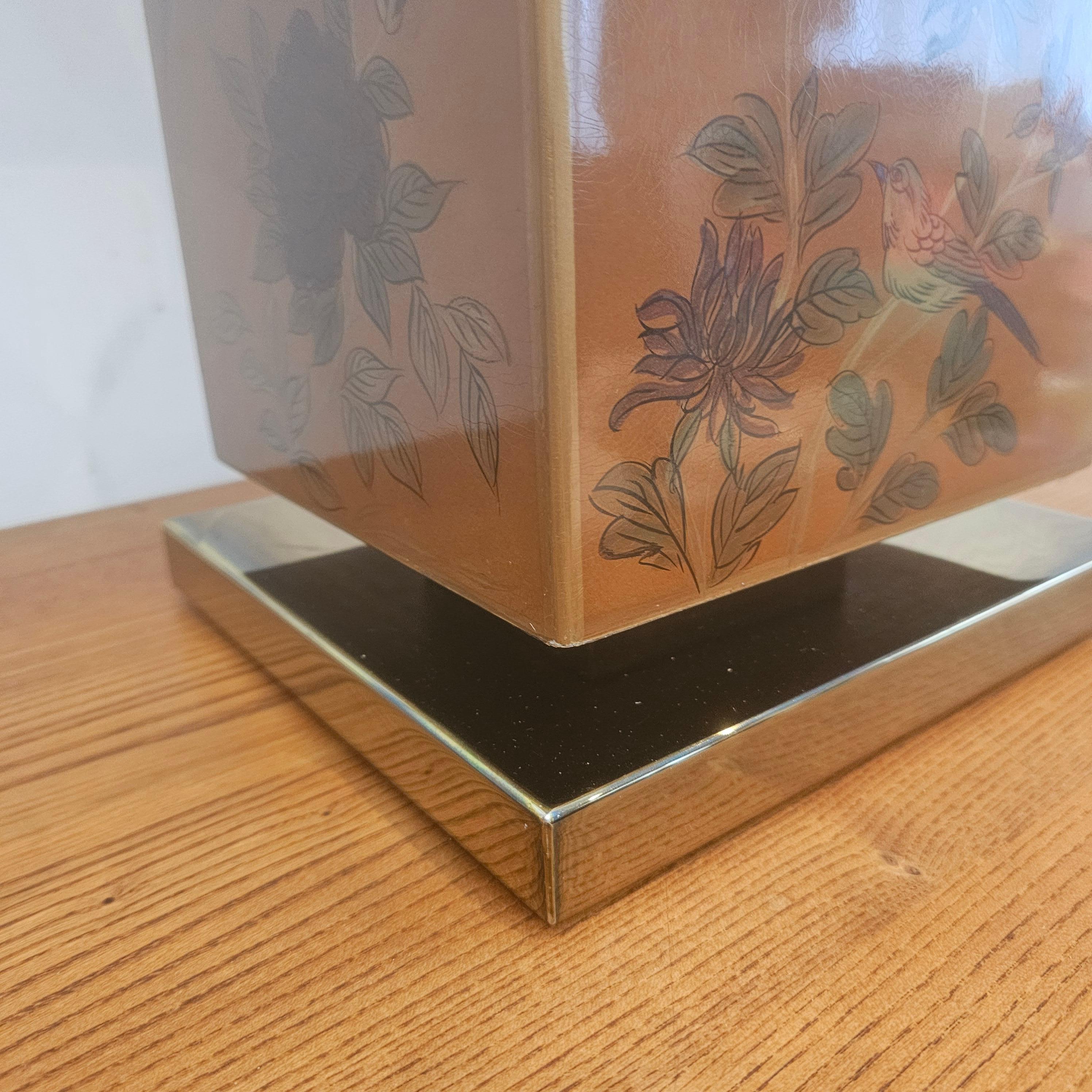 Pareja de Lámparas Laqueadas Estilo Chinoiserie Años 70, Francia Madera en venta