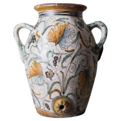 Coppia di grandi vasi in terracotta smaltata del XVII secolo