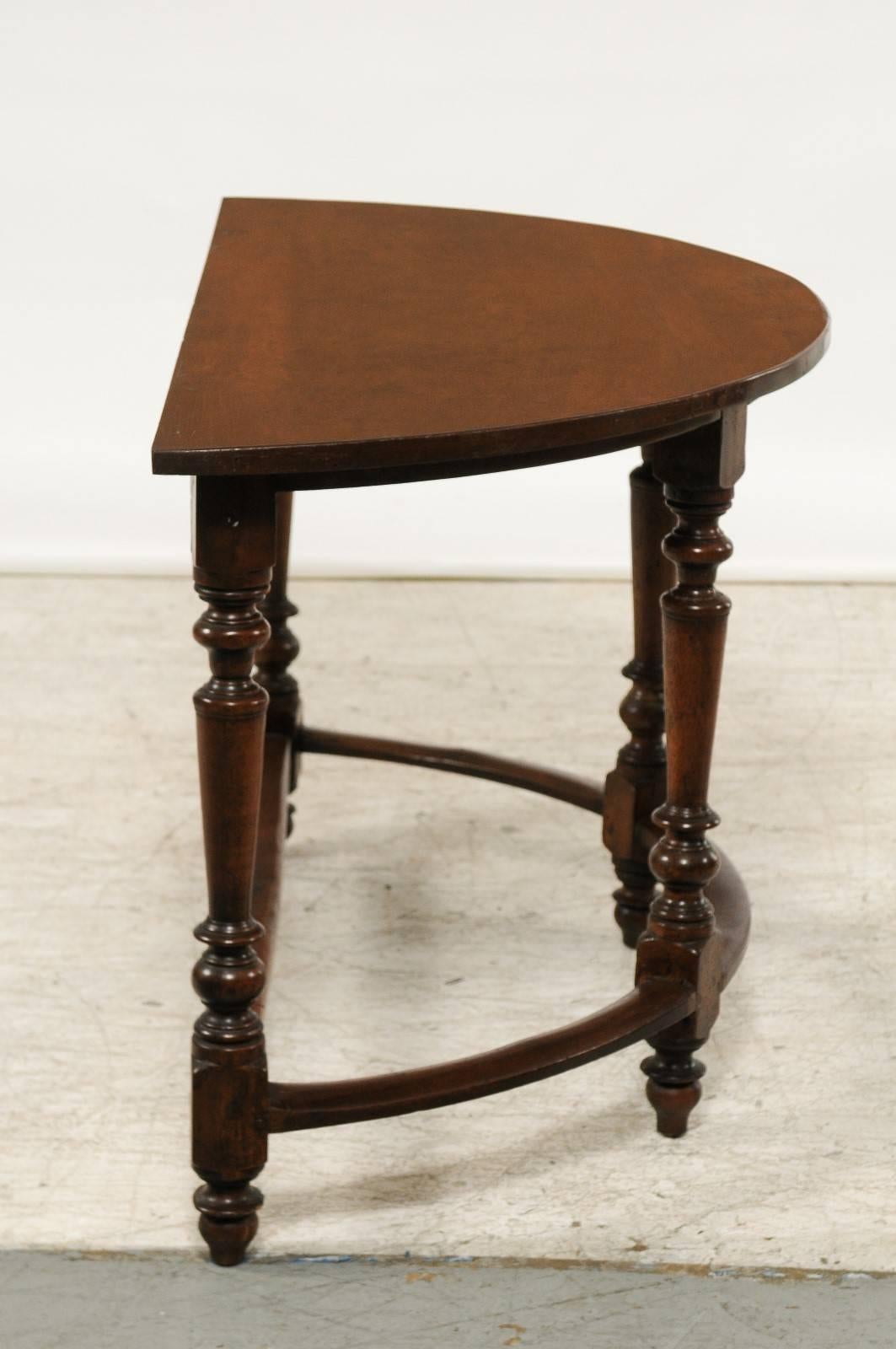 19th Century Pair of Large 1820s Italian Walnut Demilune Console Tables with Turned Legs