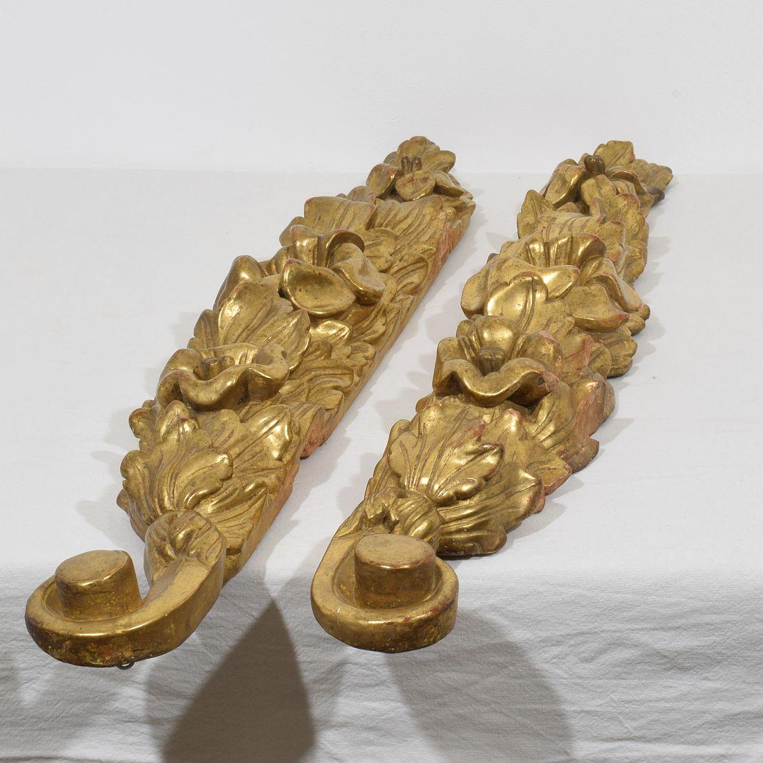 Pair of Large 18th Century Italian Giltwood Baroque Ornaments 14