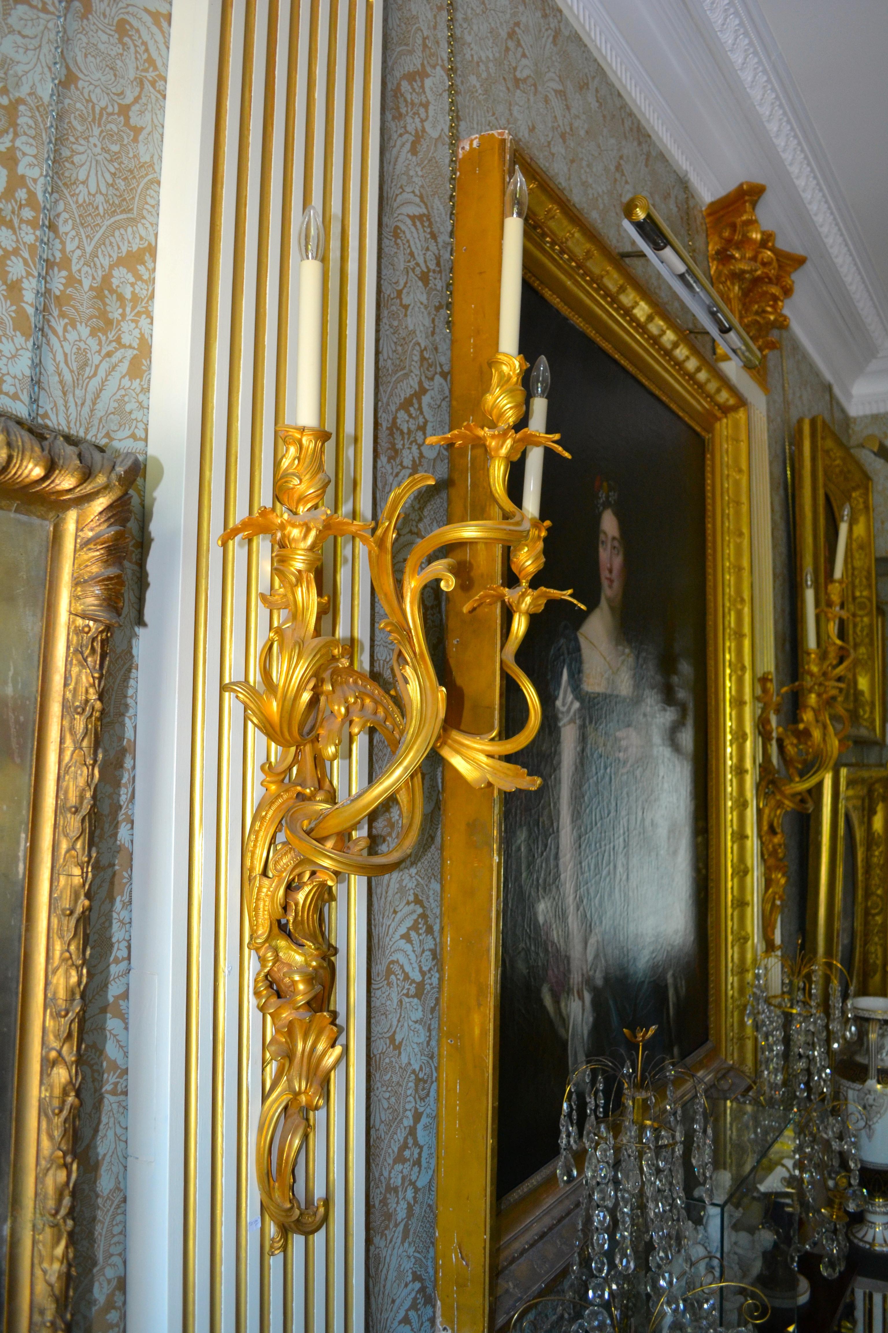Pair of Large 19 Century French Gilt Bronze Louis XV Style Sconces For Sale 4