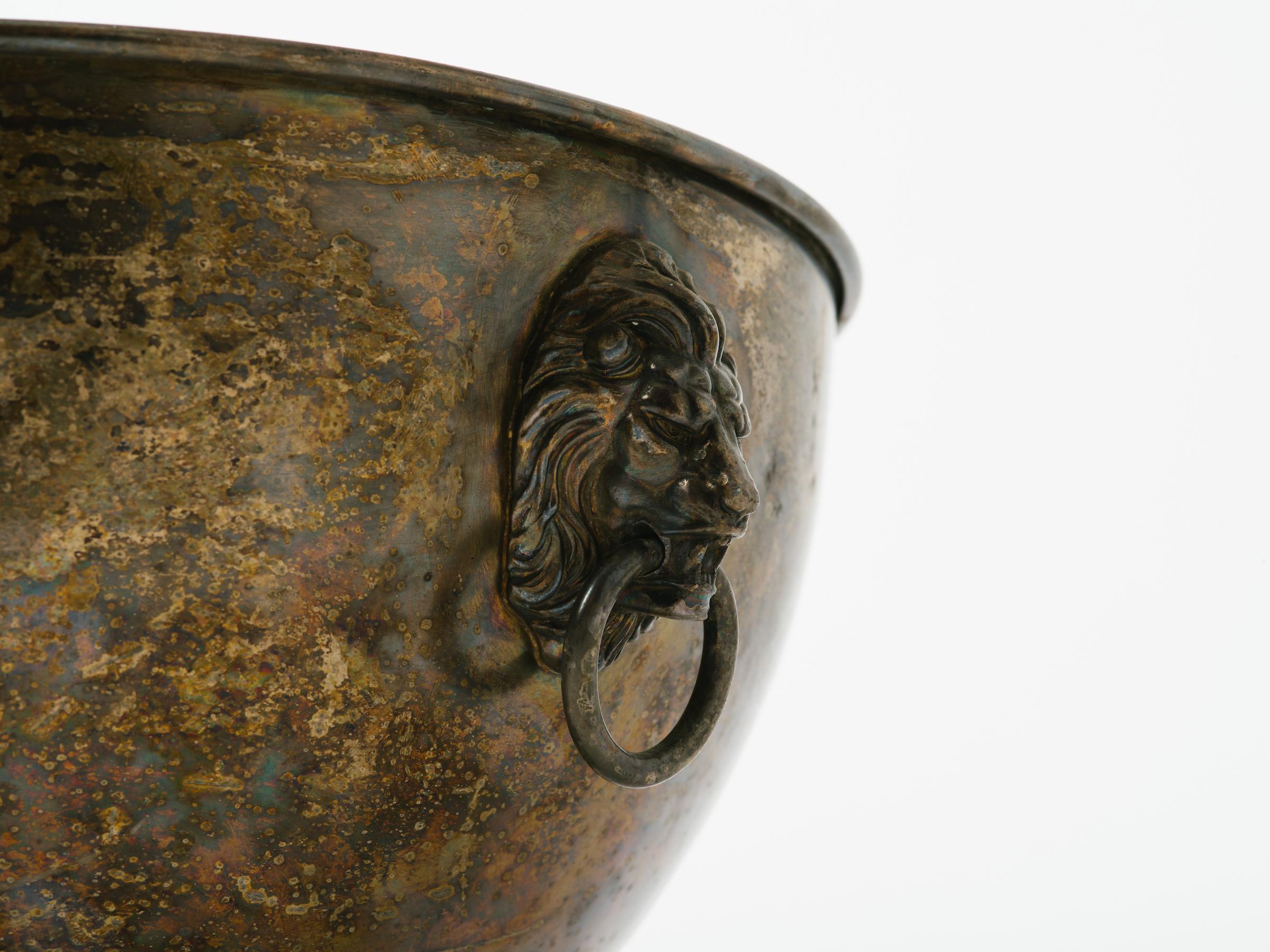 Early 20th Century Pair of Large 1920s Silver Plate Bowls with Lion Heads