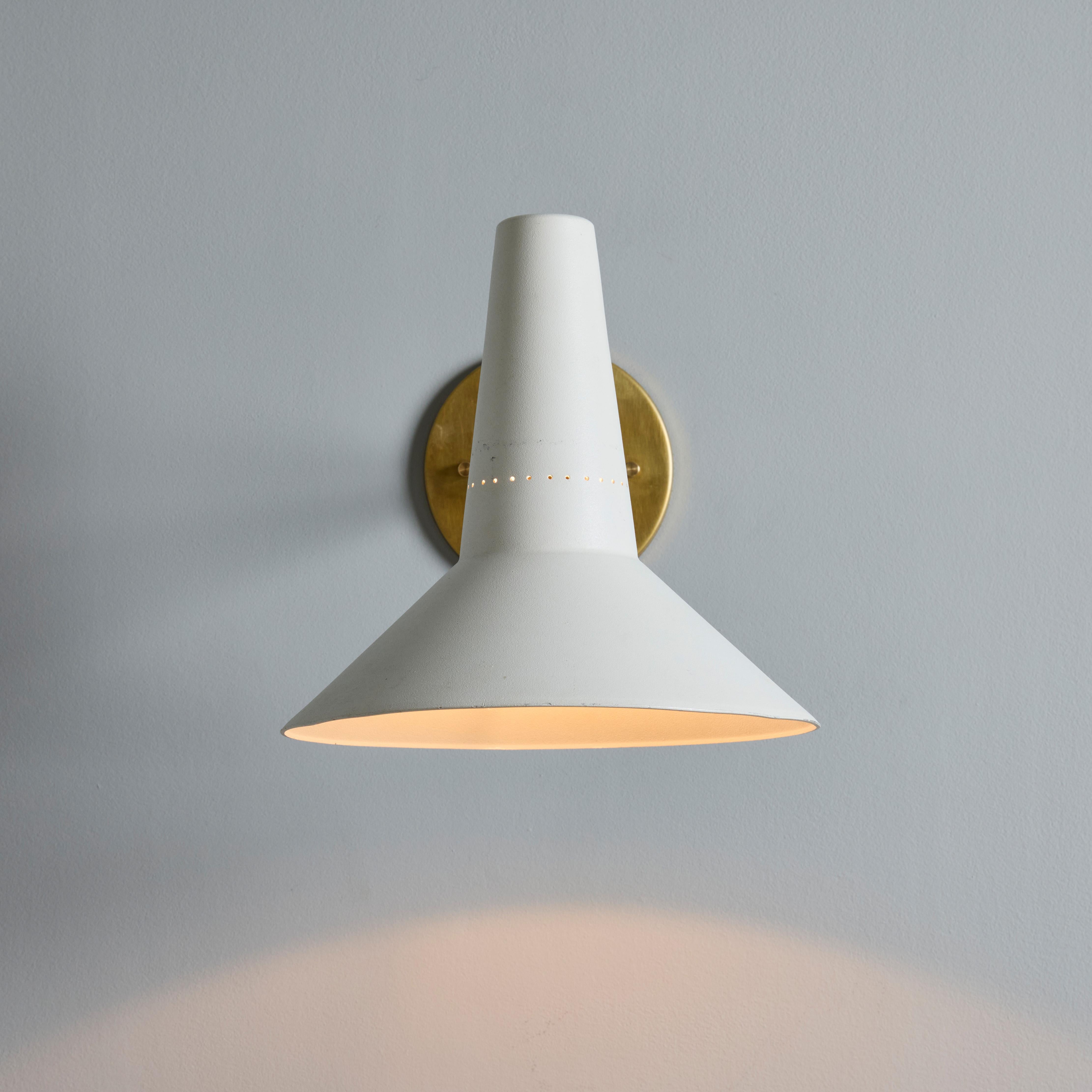 Mid-Century Modern Pair of Large 1950s Giuseppe Ostuni Articulating Arm Sconces for O-Luce For Sale