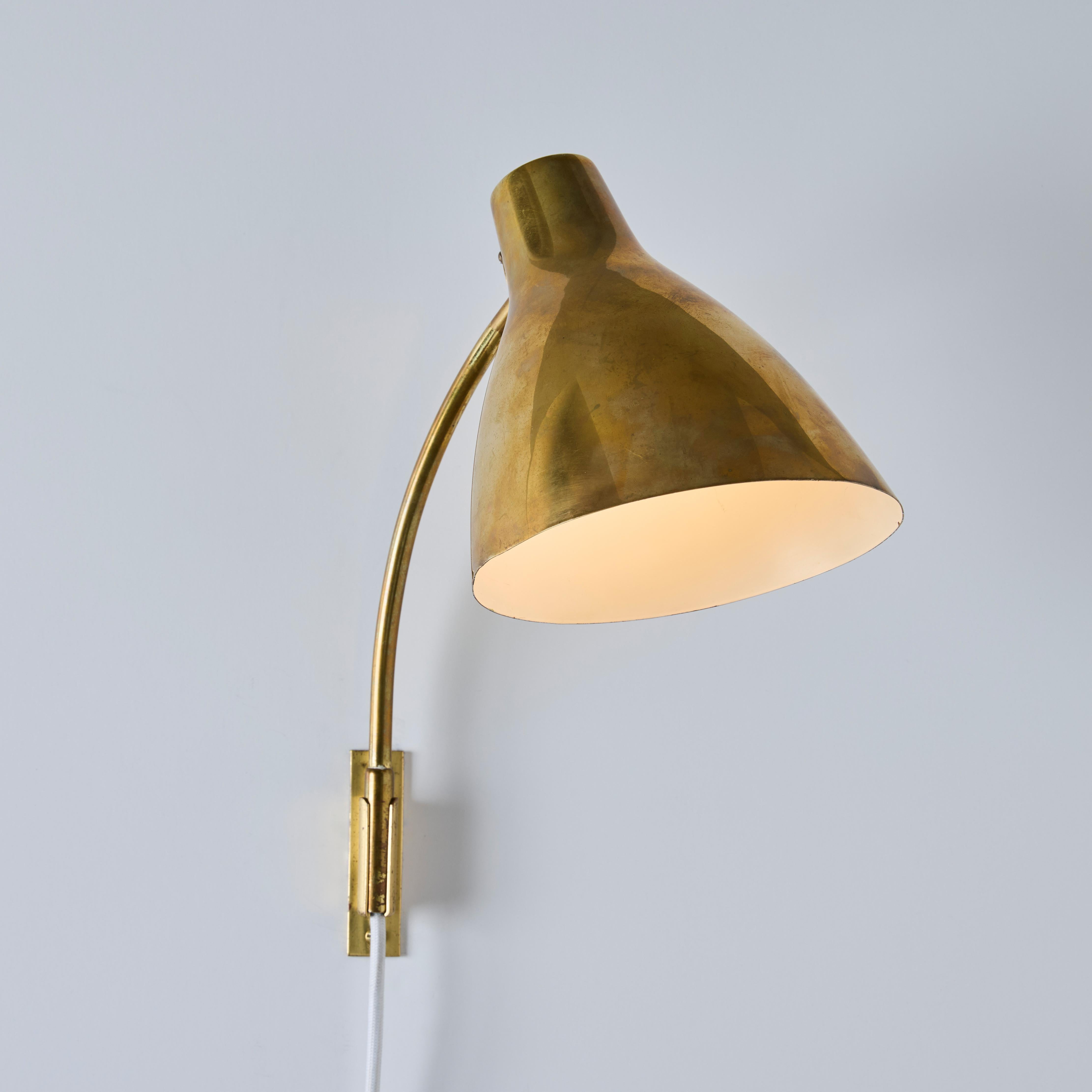 Metal Pair of Large 1950s Lisa Johansson Pape #3055 Brass Wall Lamps for Stockmann For Sale