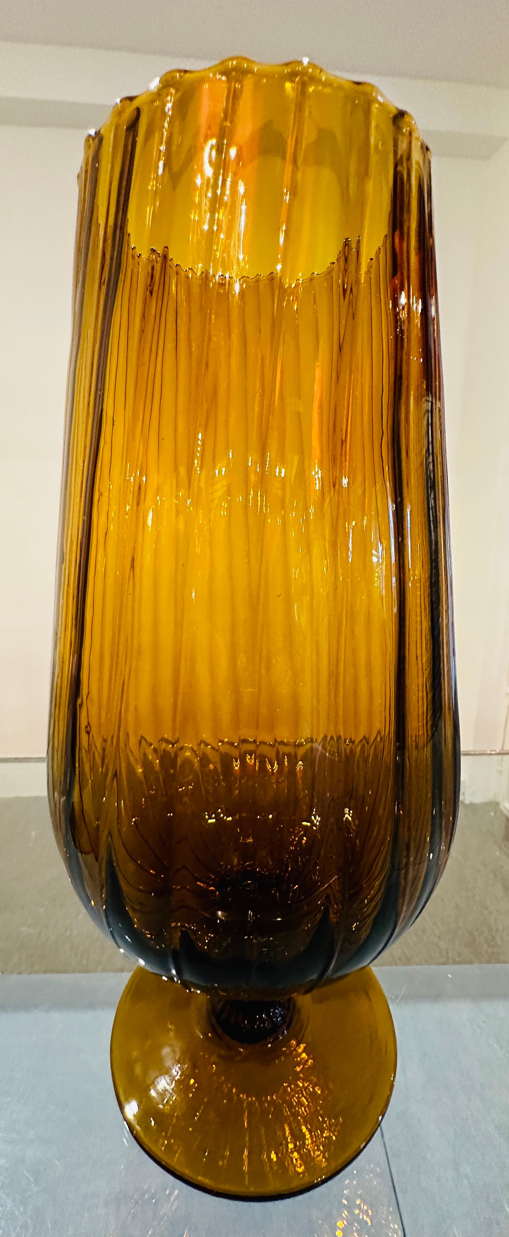20th Century Pair of Large 1960s Italian Amber Swirled Ribbed Glass Goblet Chalice Vases For Sale