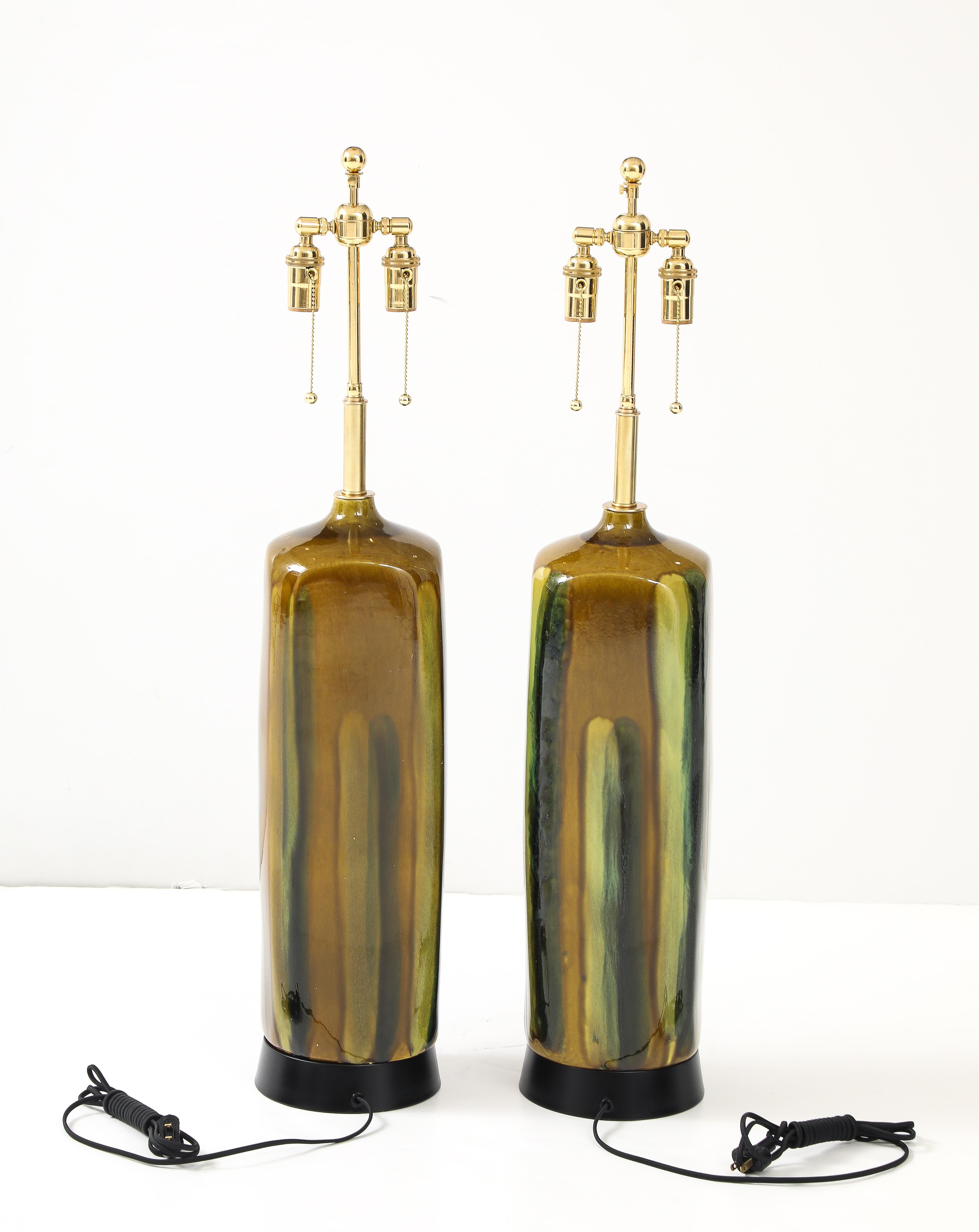 Paire de grandes lampes en céramique émaillée italienne des années 1960. en vente 5