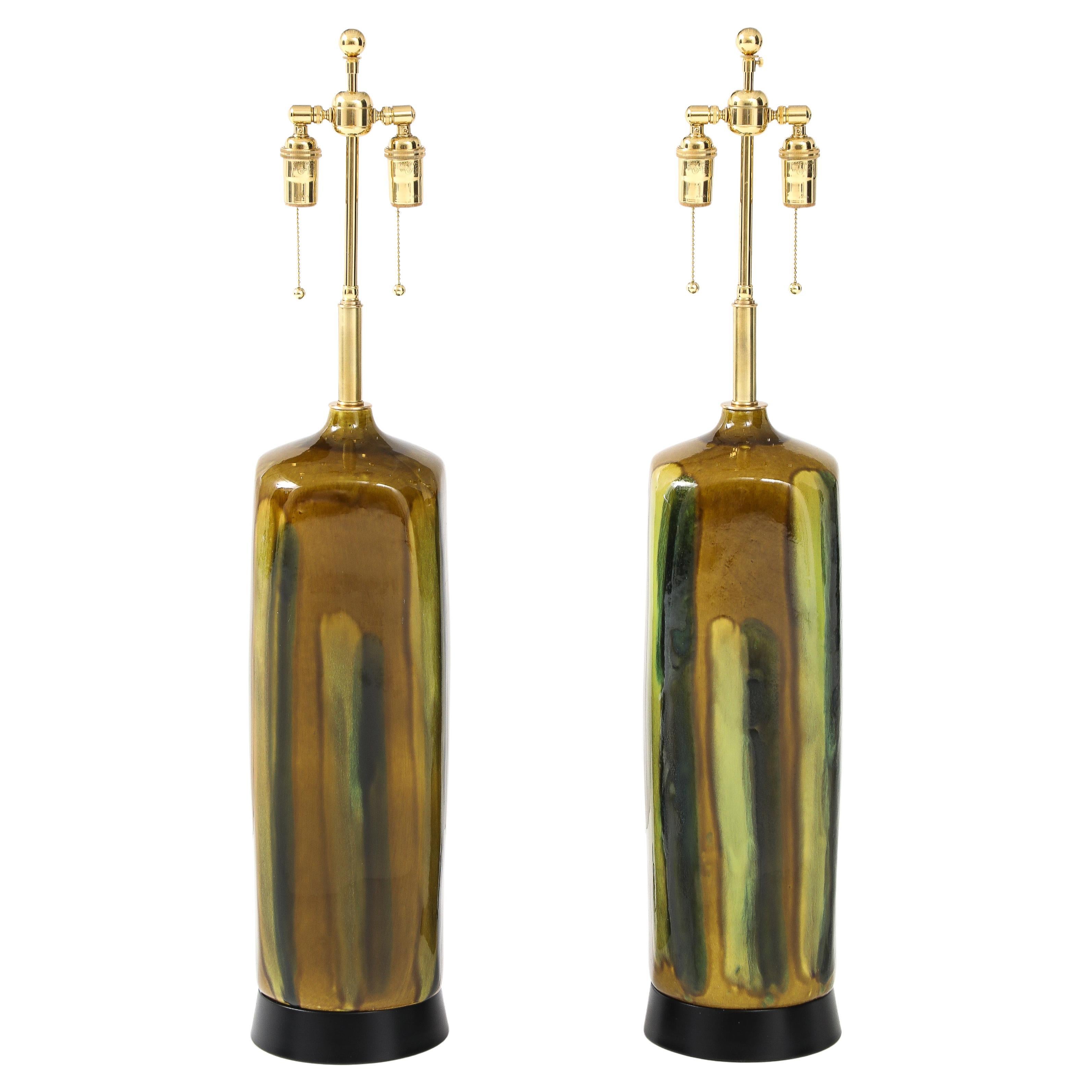Paire de grandes lampes en céramique émaillée italienne des années 1960. en vente