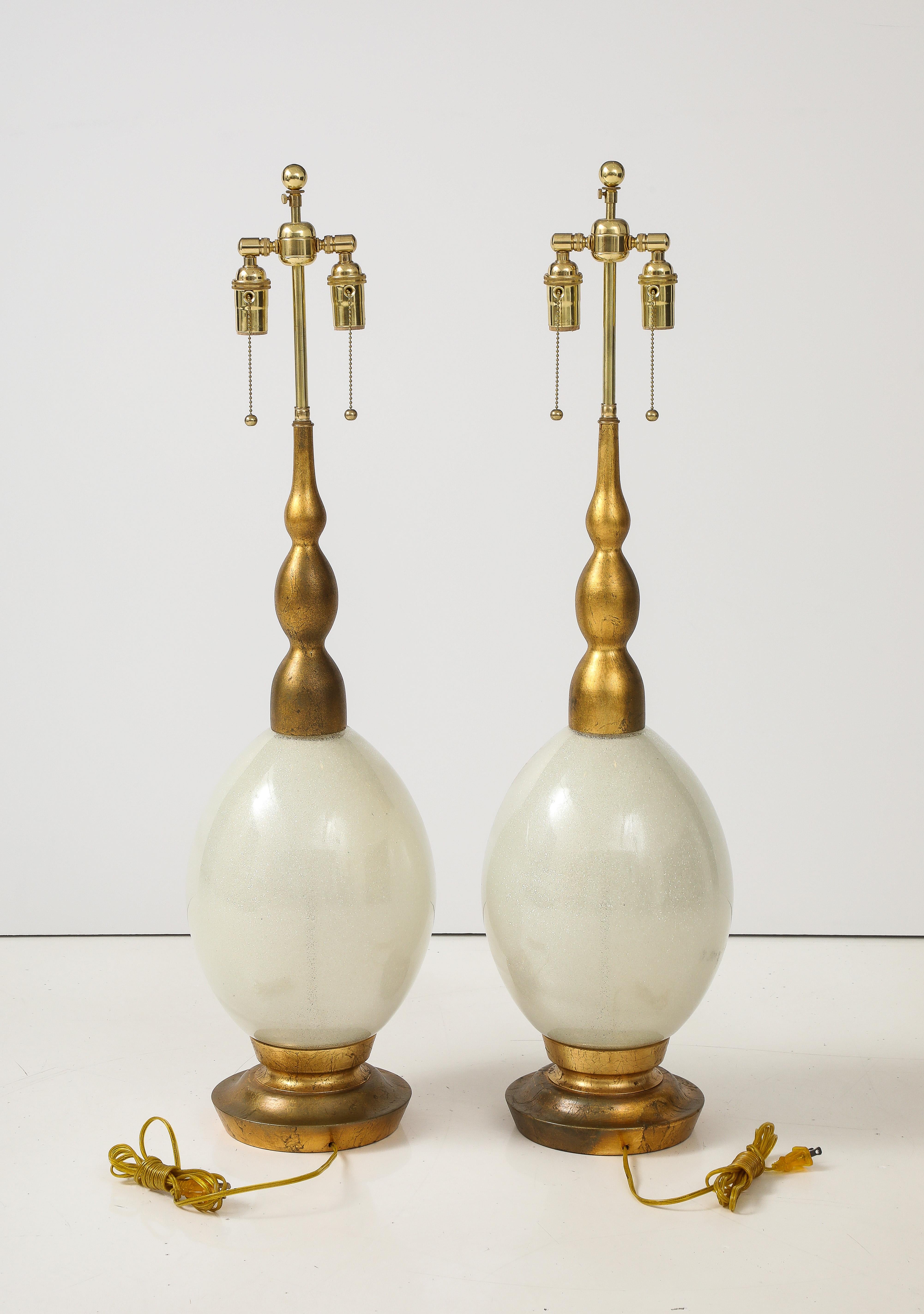 Paire de grandes lampes en verre de Murano des années 1960 par Marble Lamp Company en vente 1