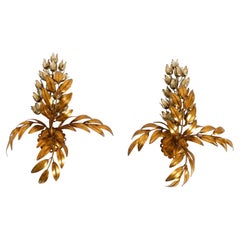 Paire de grandes lampes murales en métal doré des années 1970, modèle Wisteria par Hans Kögl