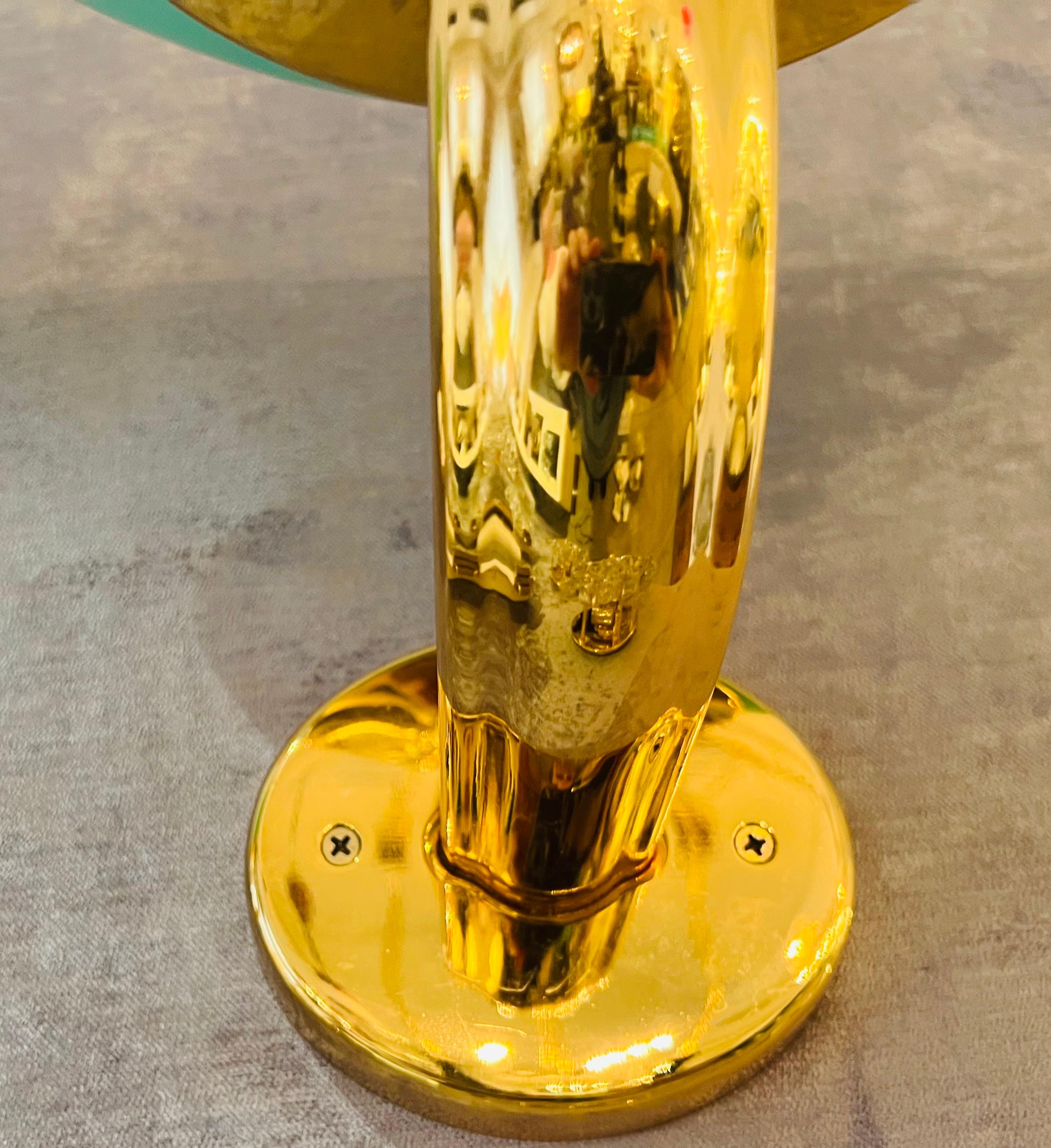 Pair of Large 1980s Italian Fratelli Martini Gold Wall Lamps in vendita 1