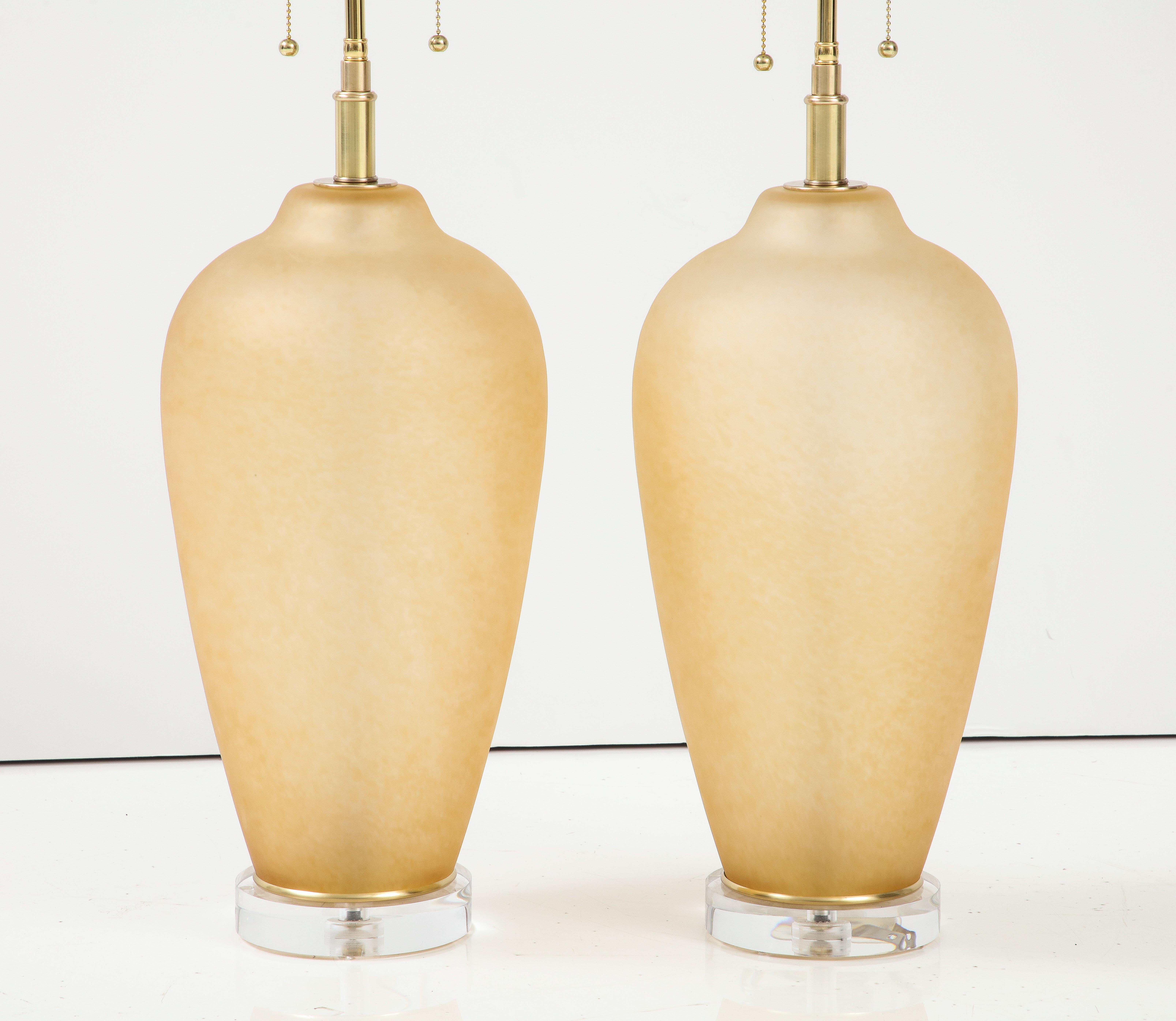 italien Paire de grandes lampes en verre de Murano des années 1980 en vente