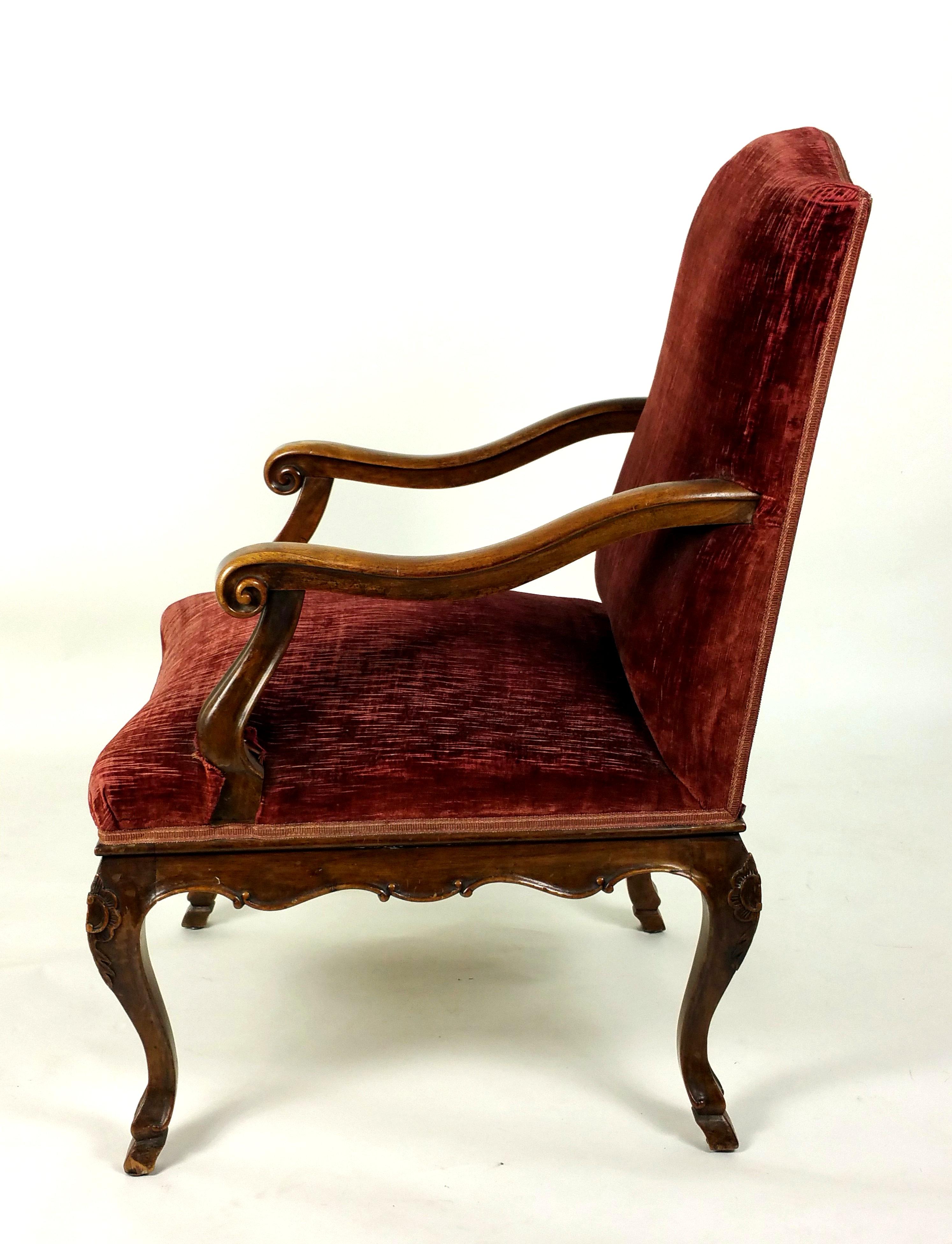Pair of Large 19th Century French Solid Walnut Upholstered Chairs For Sale 3