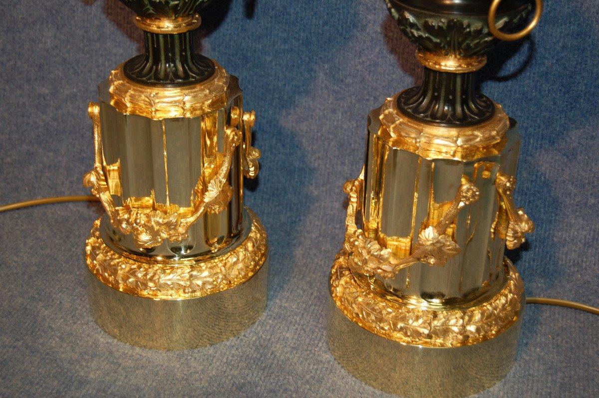 Important and very beautiful pair of lamps in gilded bronze with mercury and bronze with green patina. Period around 1830. Signed inside Hadrot rue des Fossés in Montmartre 14 Paris. Electrification redone. 