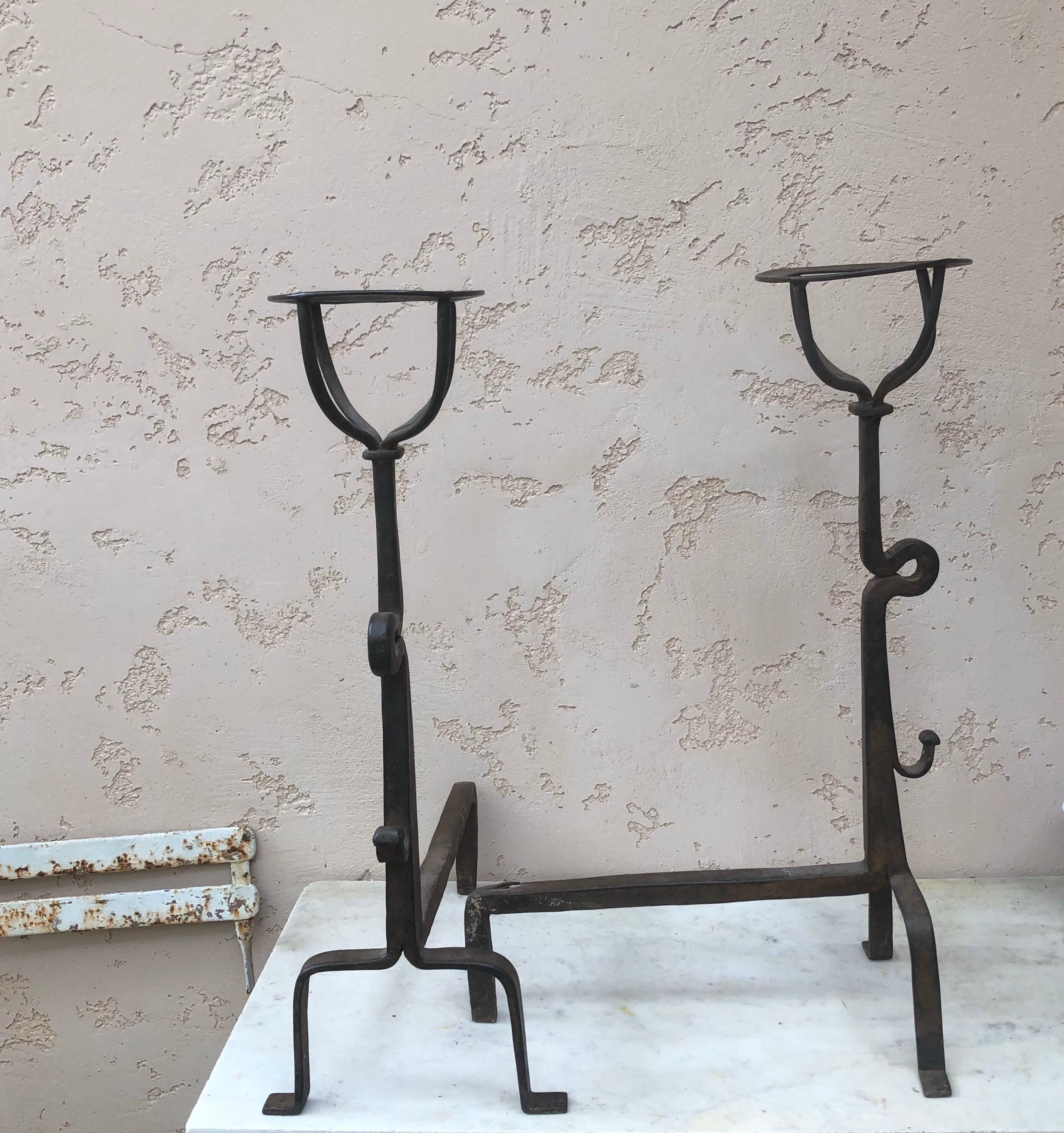Pair of large 19th century cast iron andirons from Normandy.
Measures: 10