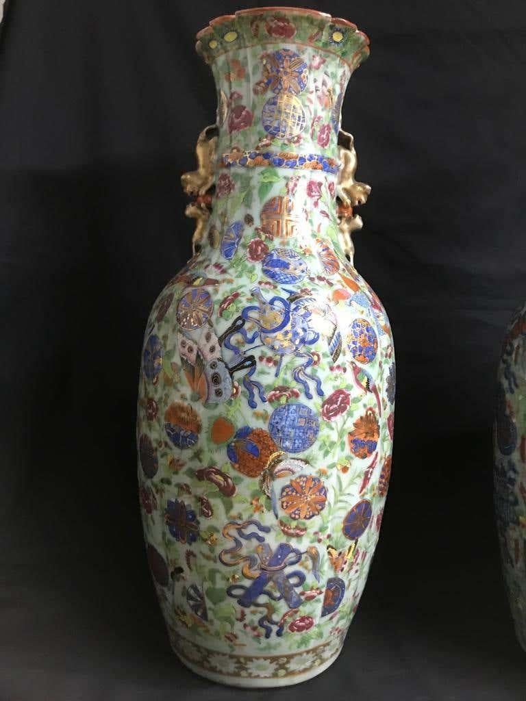 Pair of Large 19th Century Chinese Vases 1