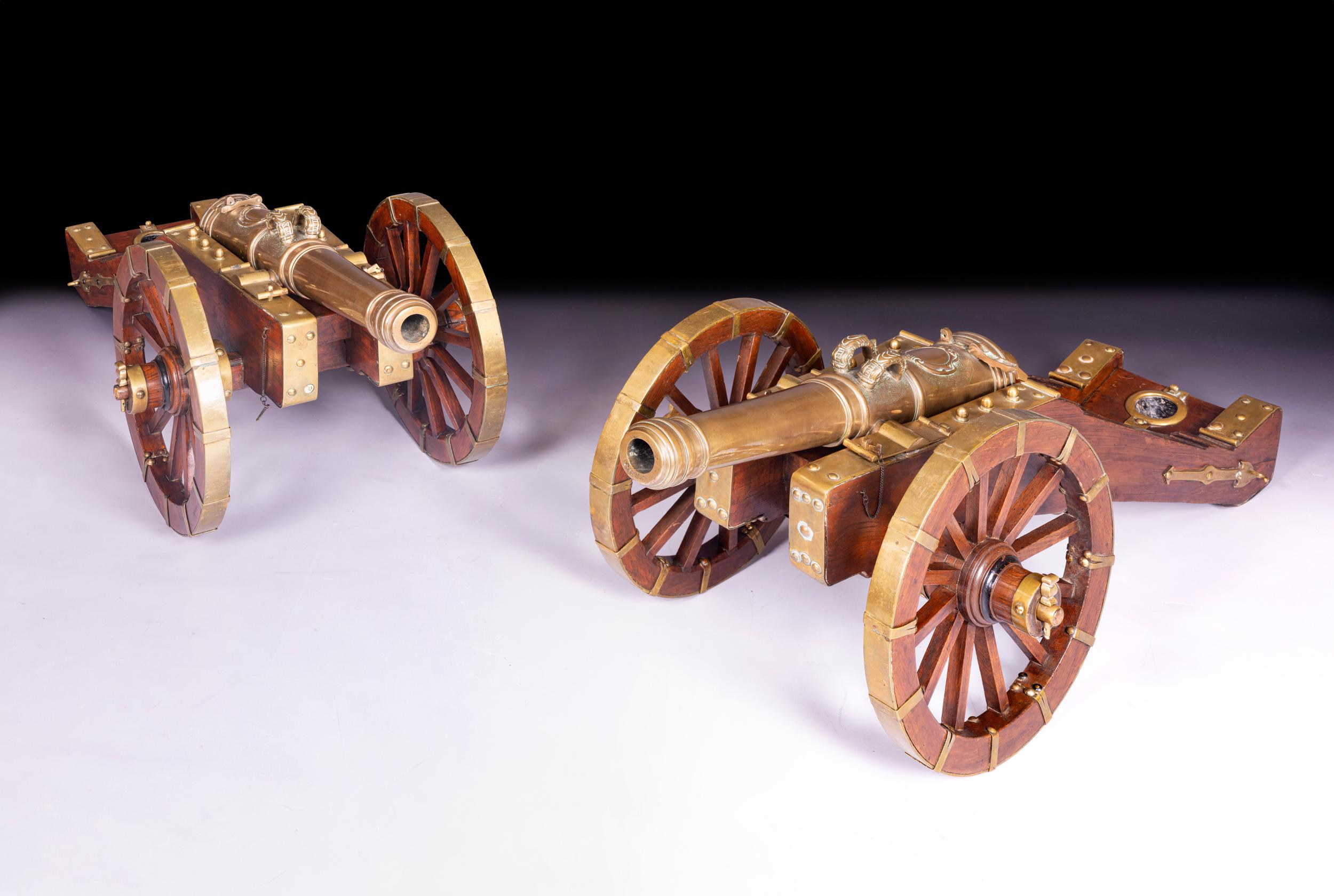 Paire de grands canons de signal d'artillerie anglais en bronze du 19e siècle en vente 3