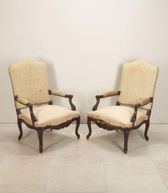 Paire de grands fauteuils néo-régence français du 19e siècle