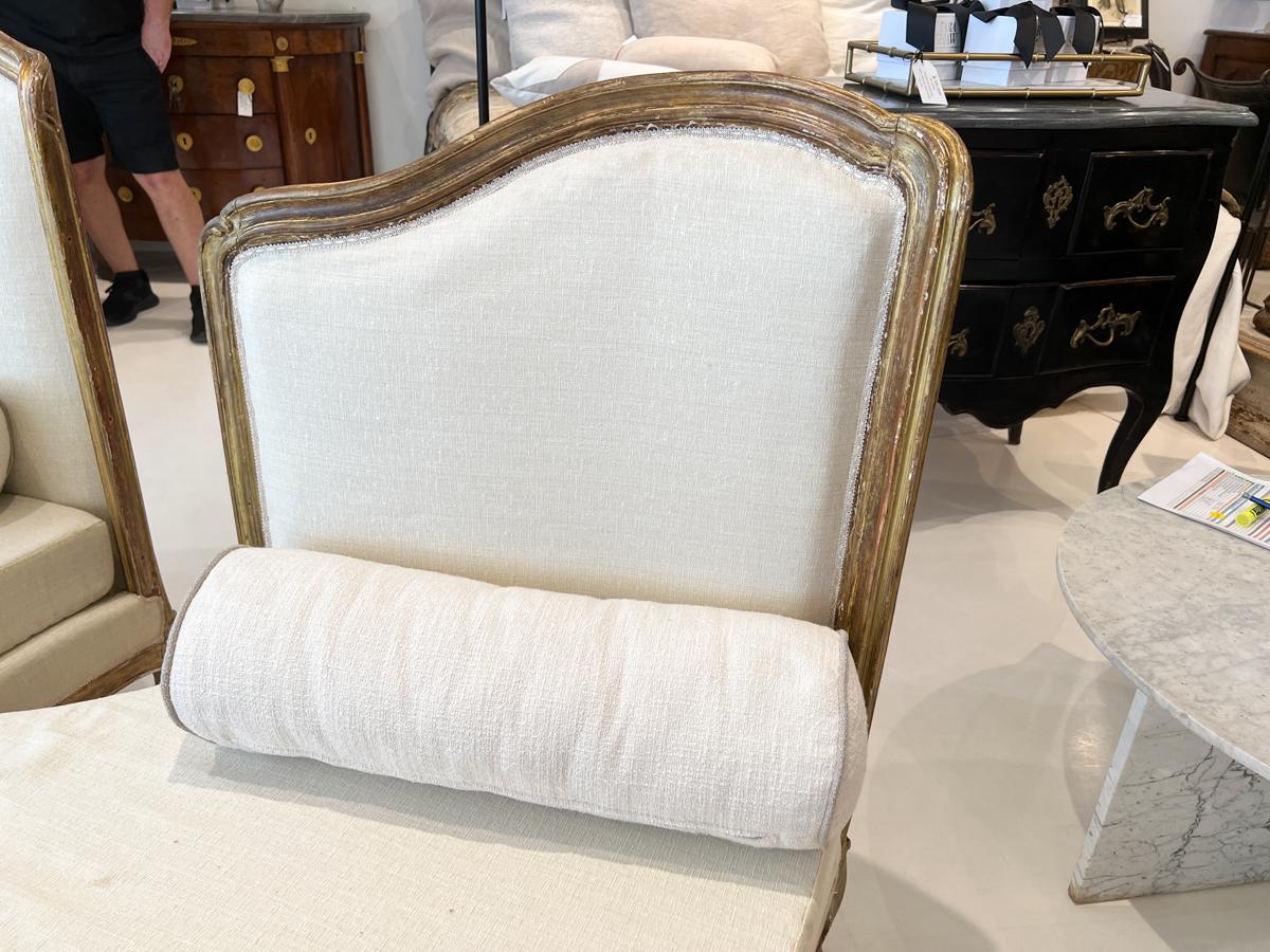 Pair of Large 19th Century Gilded Louis XV Banquettes For Sale 3