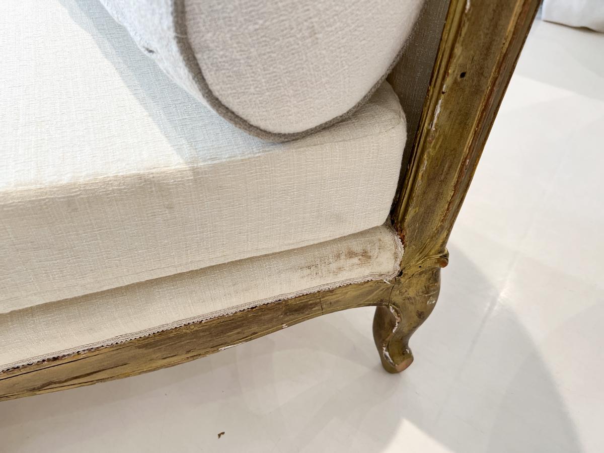 Pair of Large 19th Century Gilded Louis XV Banquettes For Sale 4