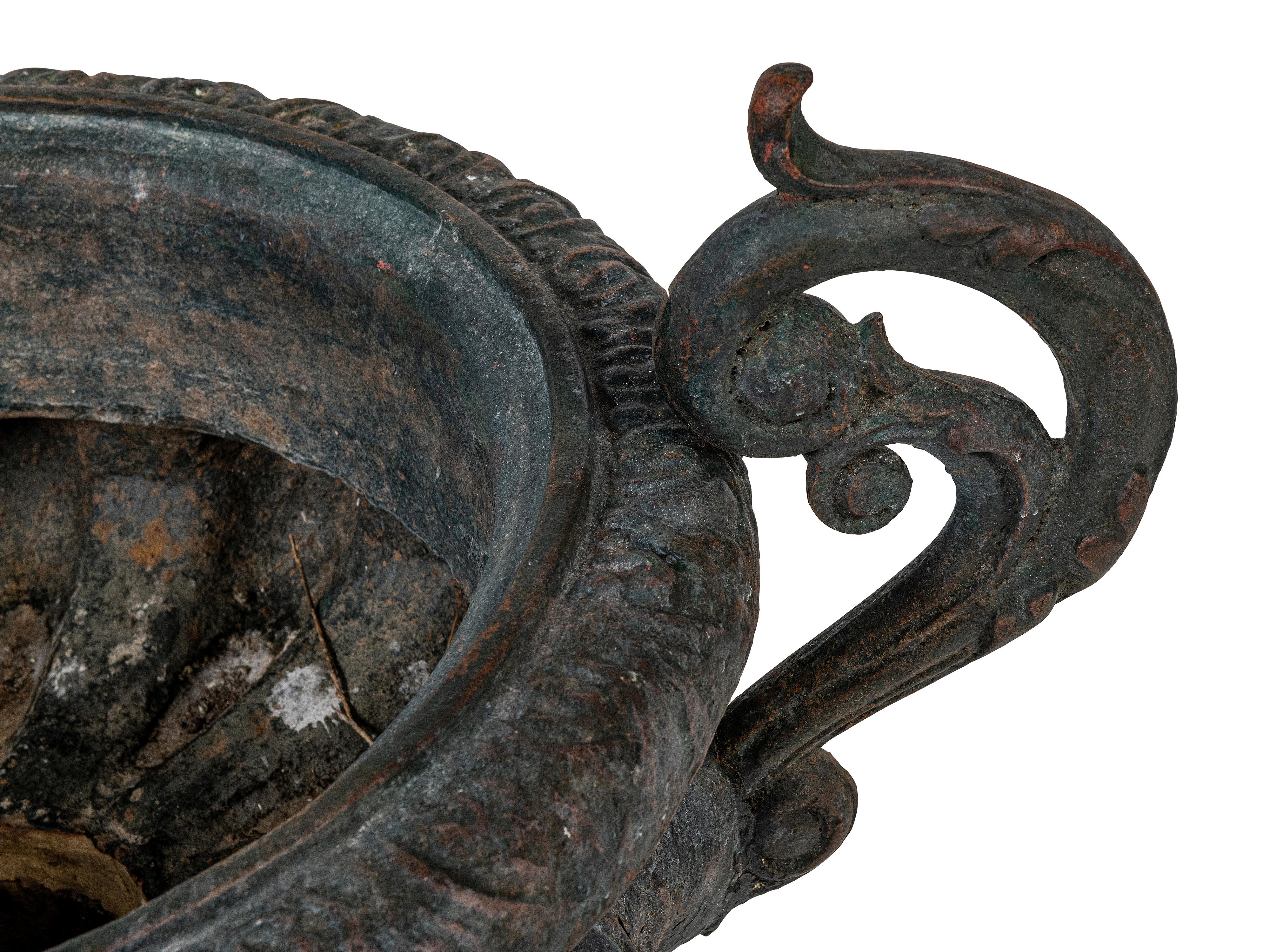 Iron Pair of large 19th Century green painted Napoleon III urns with handles For Sale