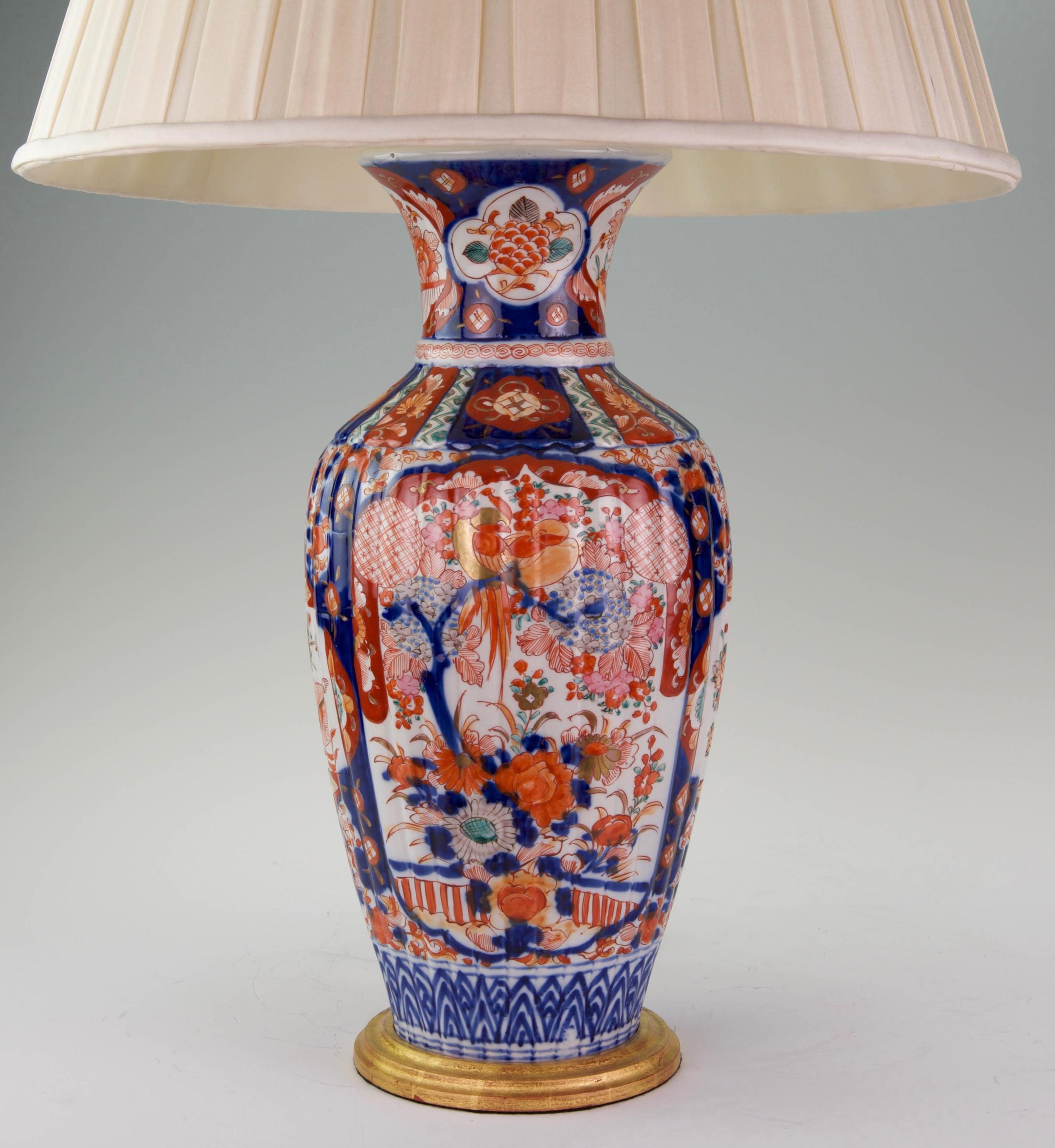 Pair of Large 19th Century Imari Antique Table Lamps In Good Condition In London, GB