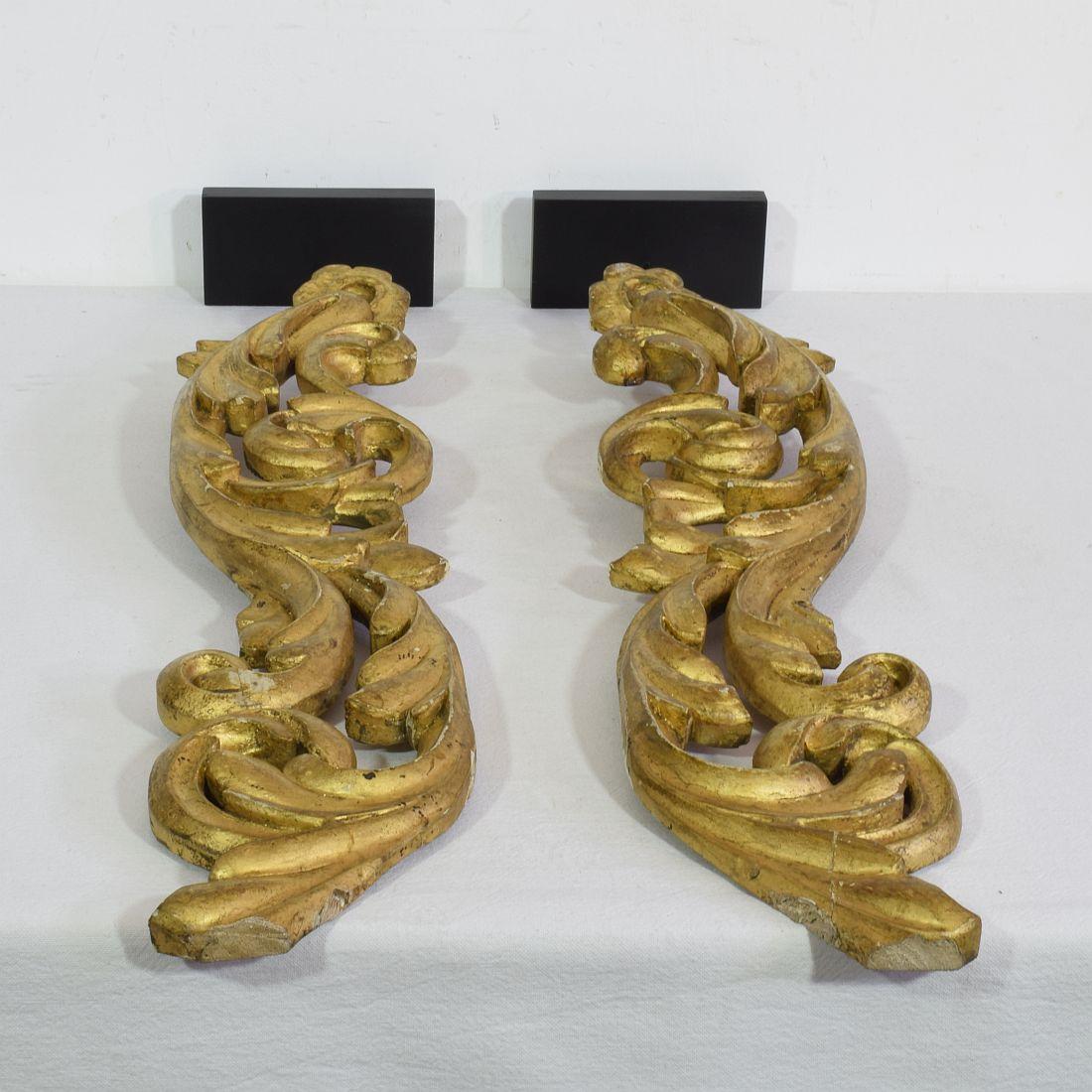 Pair of Large 19th Century Italian Giltwood Baroque Style Ornaments 14