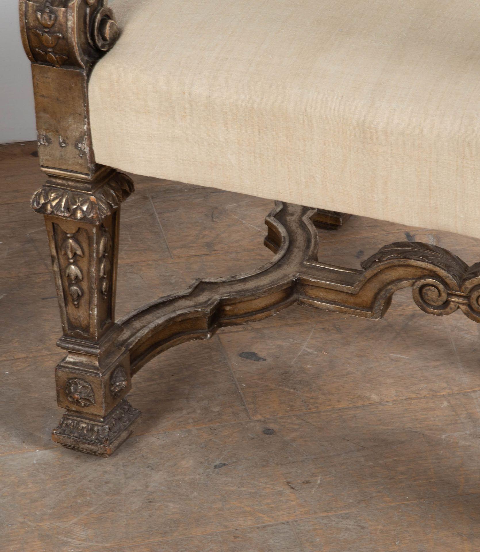 Paire de grandes chaises à trône italiennes du 19e siècle en vente 3