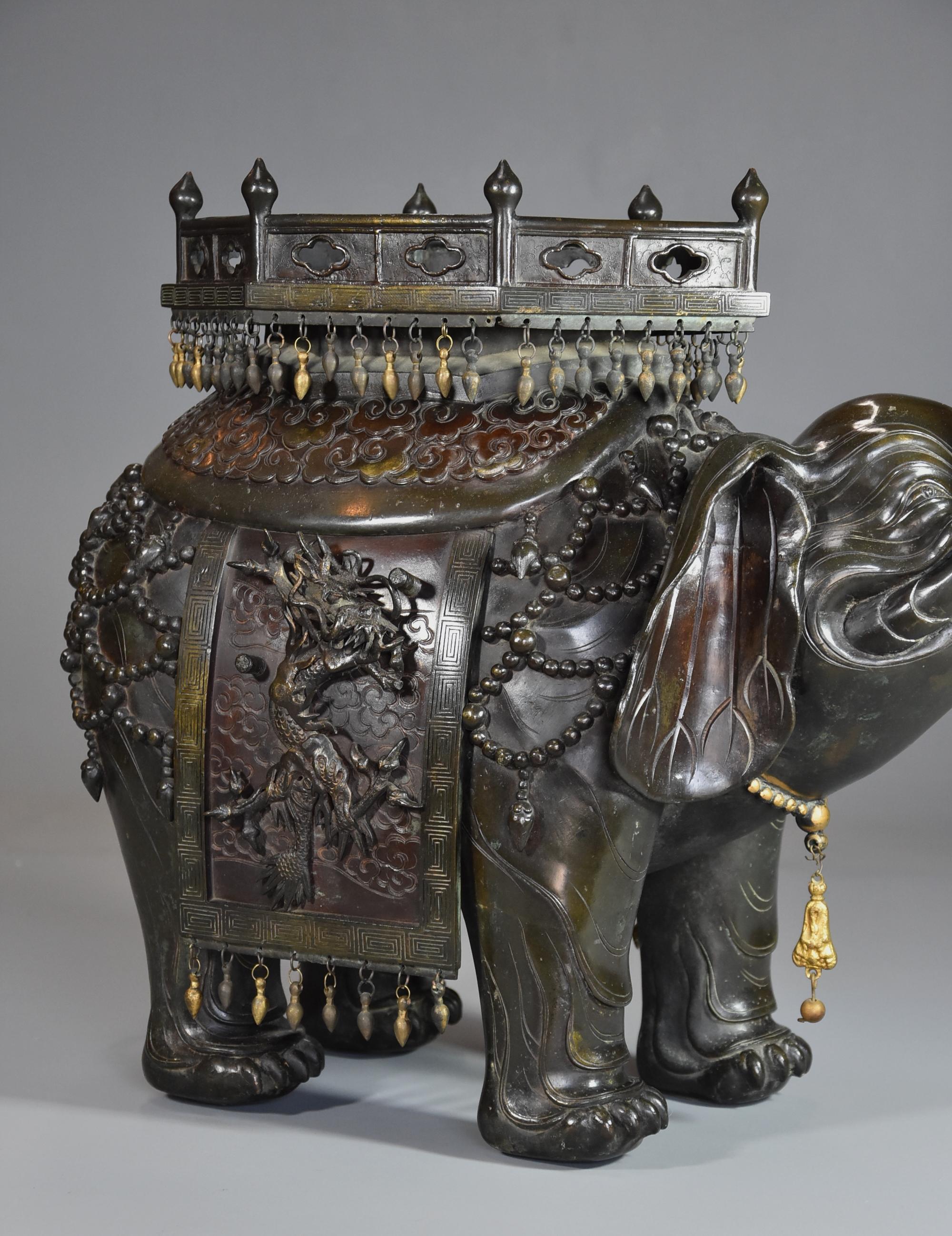 Pair of Large 19th Century Japanese Meiji Bronze Elephant Incense Burners For Sale 7