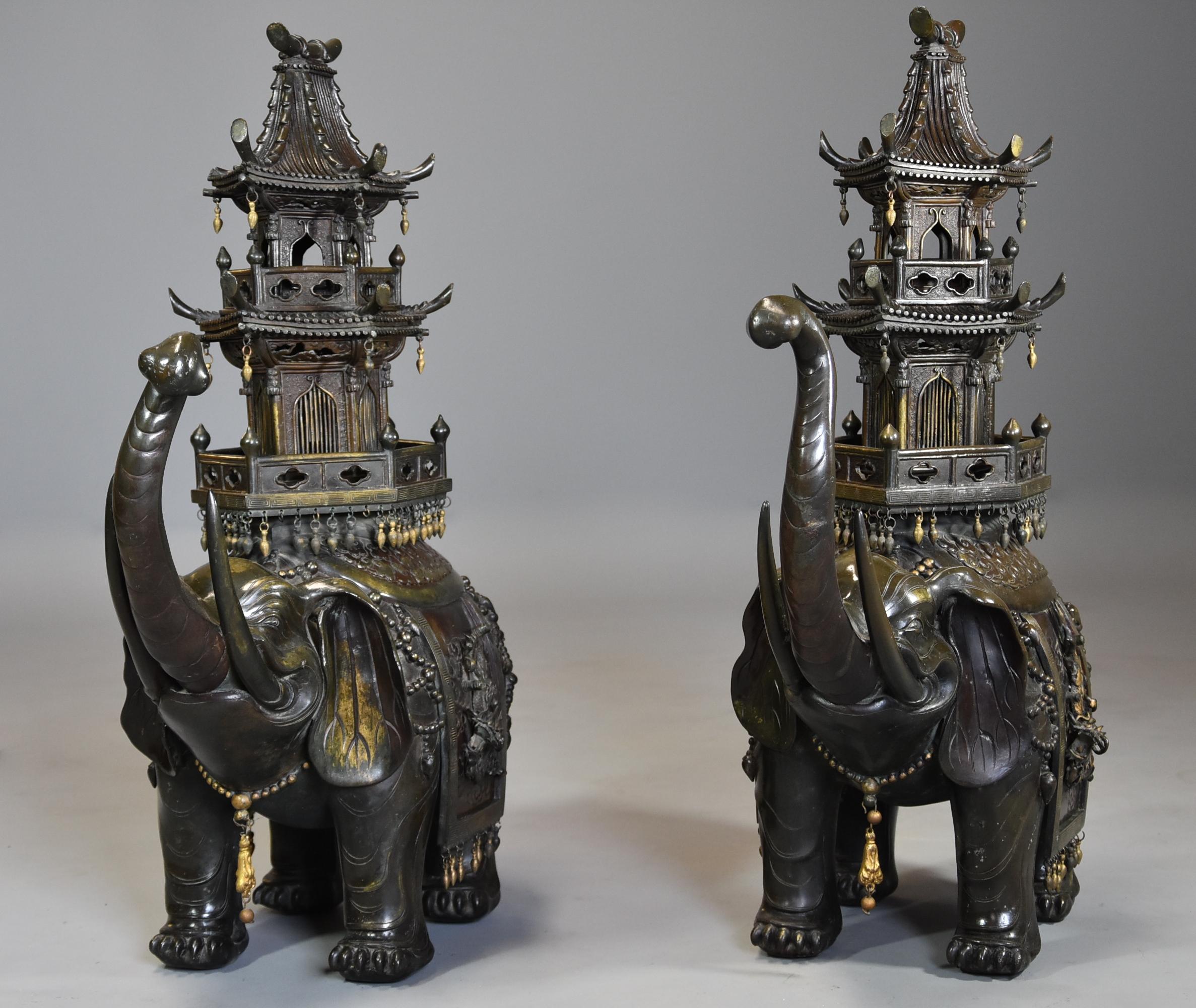 Pair of Large 19th Century Japanese Meiji Bronze Elephant Incense Burners For Sale 3