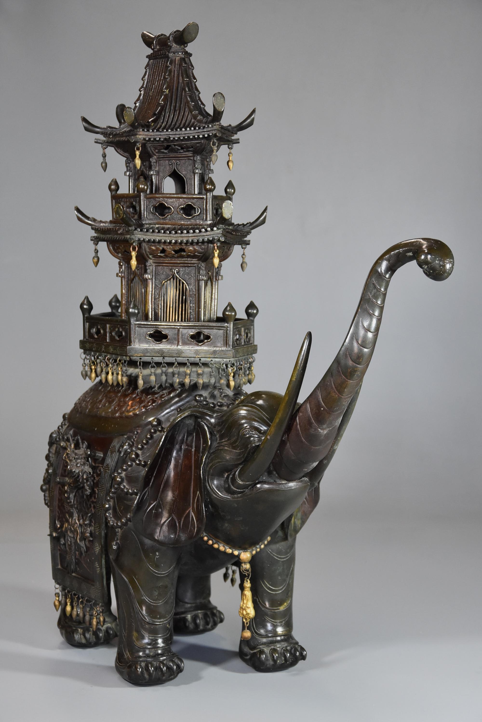 Pair of Large 19th Century Japanese Meiji Bronze Elephant Incense Burners For Sale 5