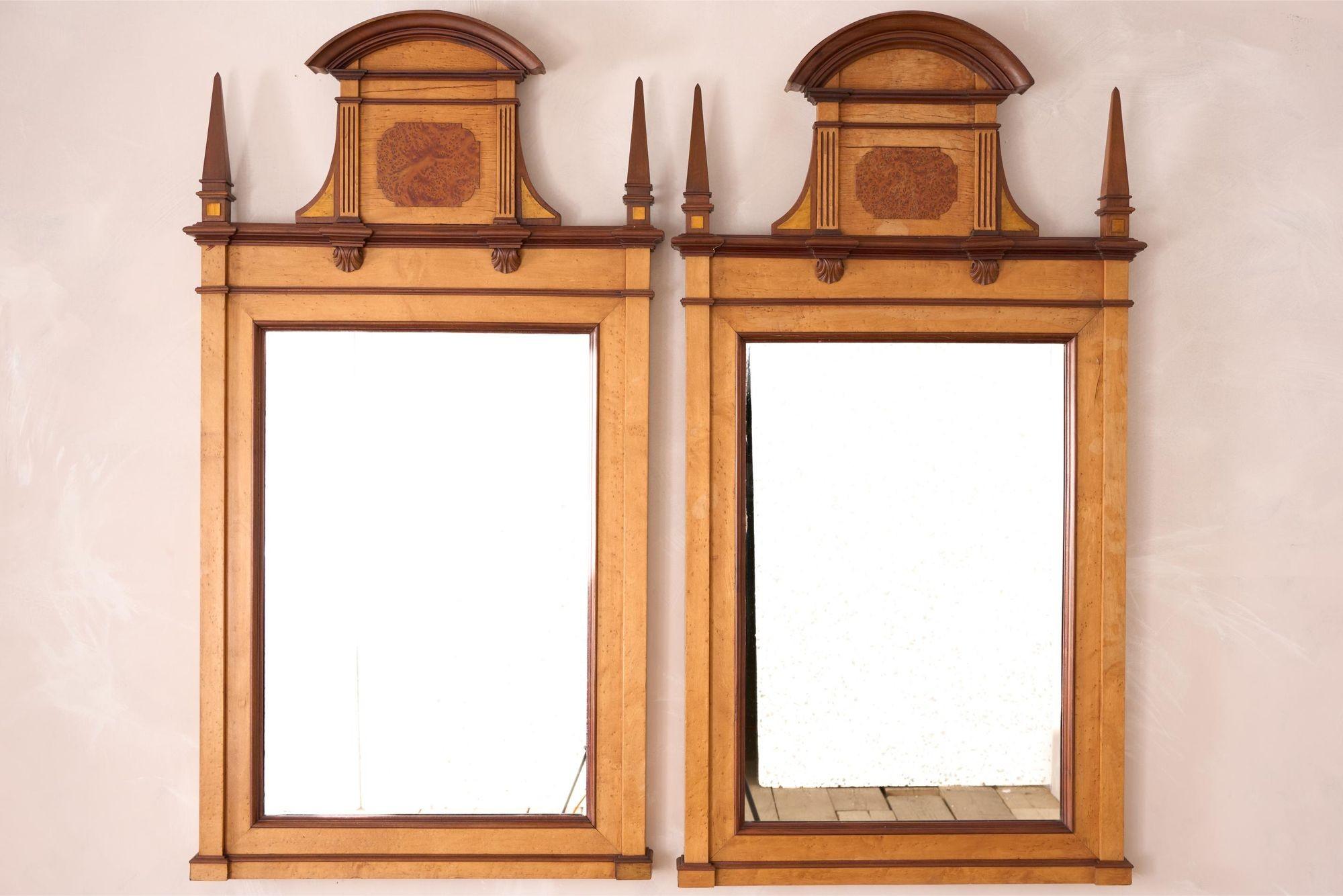 Pair of large 19th century Maple and Walnut wall mirrors For Sale 6